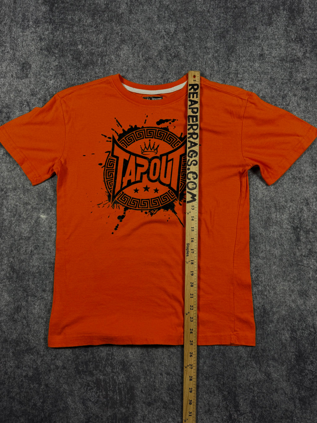 2000s tapout shirt (S)