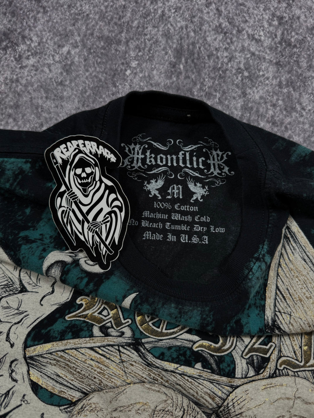 (rare) 2000s konflic chrome shirt (M)