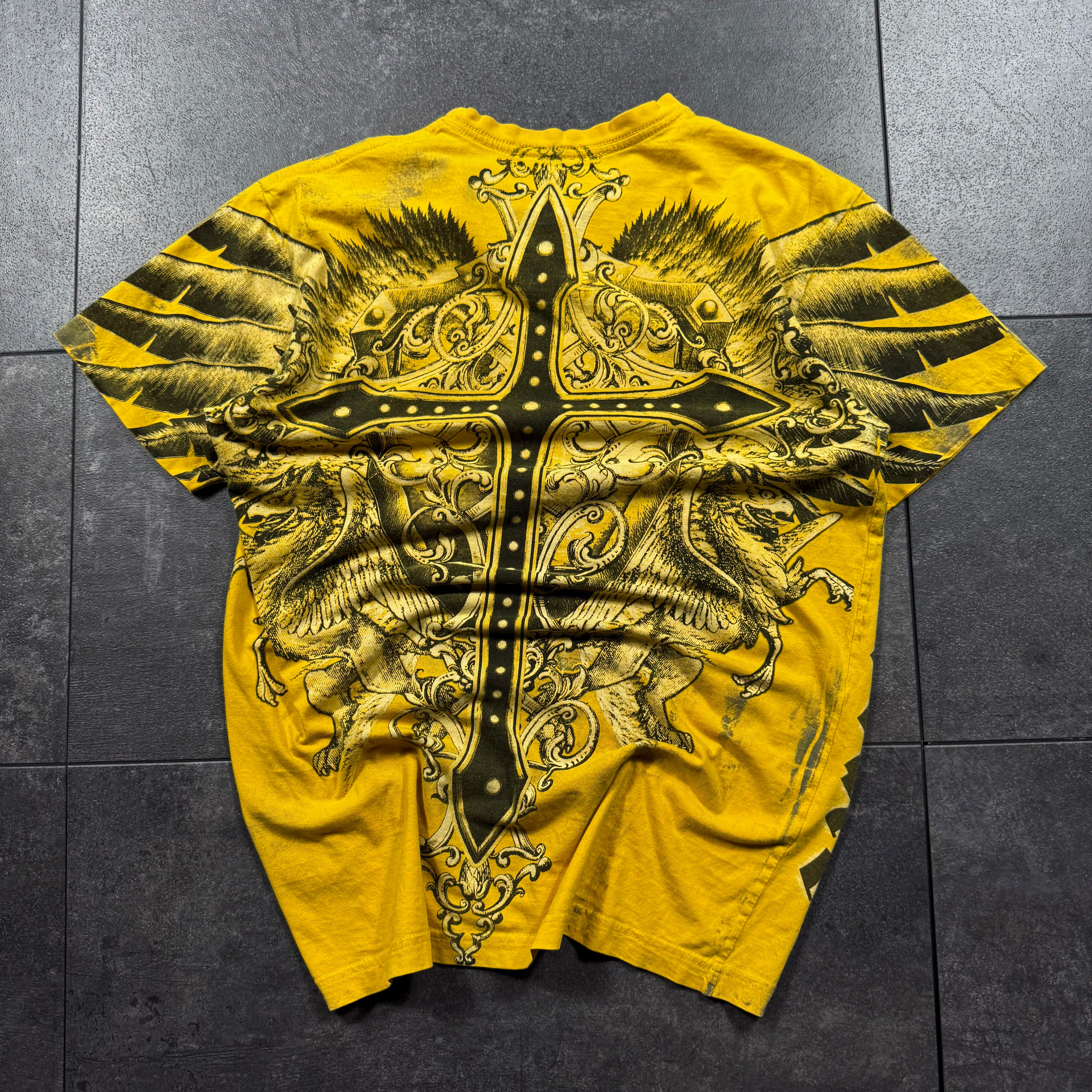 2000s Konflic Shirt (S) – ReaperRags