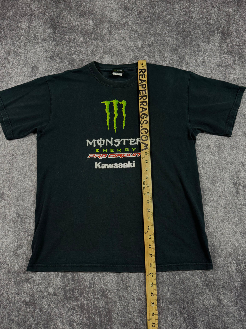 (rare) 2000s monster energy shirt (M)