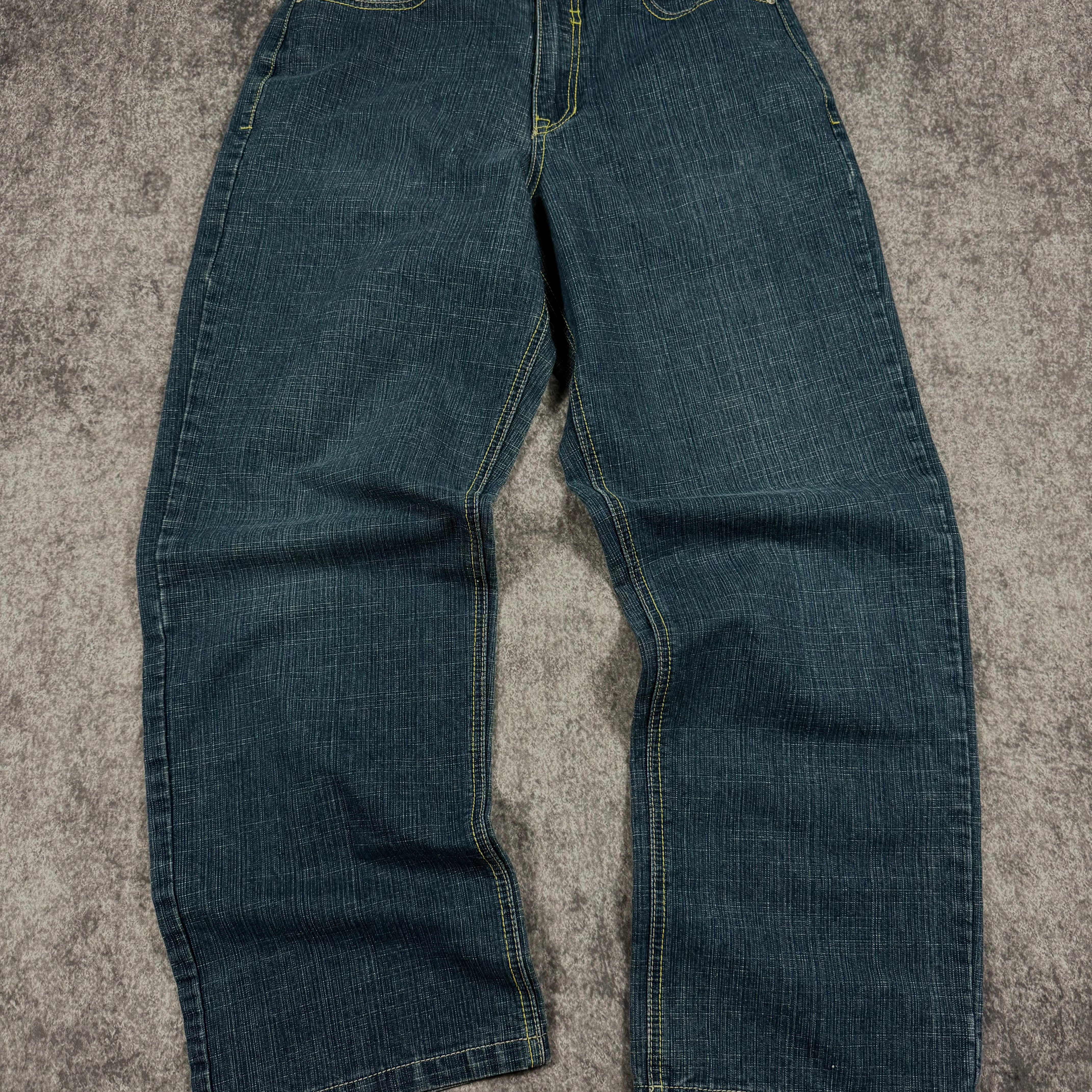(rare) 2000s southpole exclusive black tab jeans (30x30)