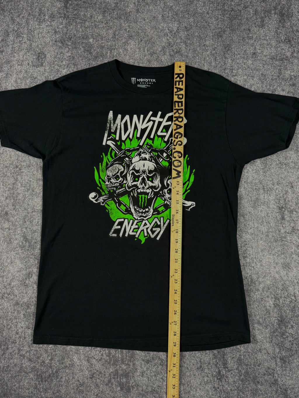 (rare) 2000s monster energy shirt (M)