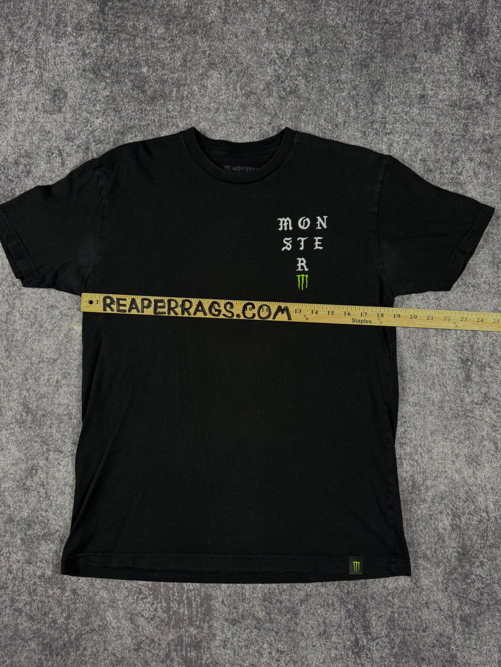 2000s monster energy shirt (S)