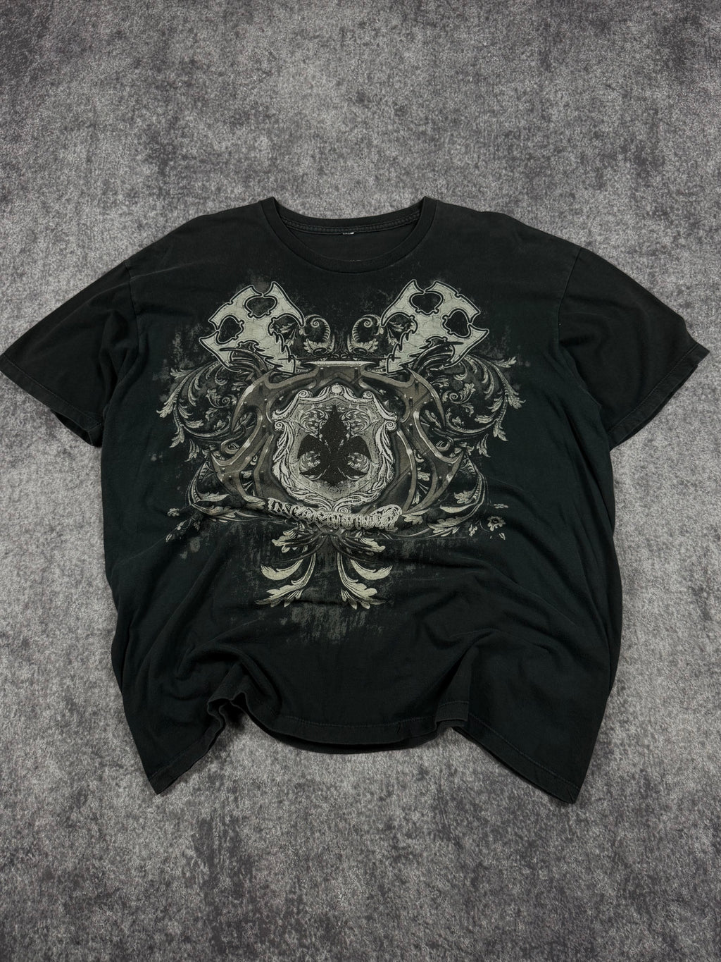 (rare) 2000s winged shirt (XL)