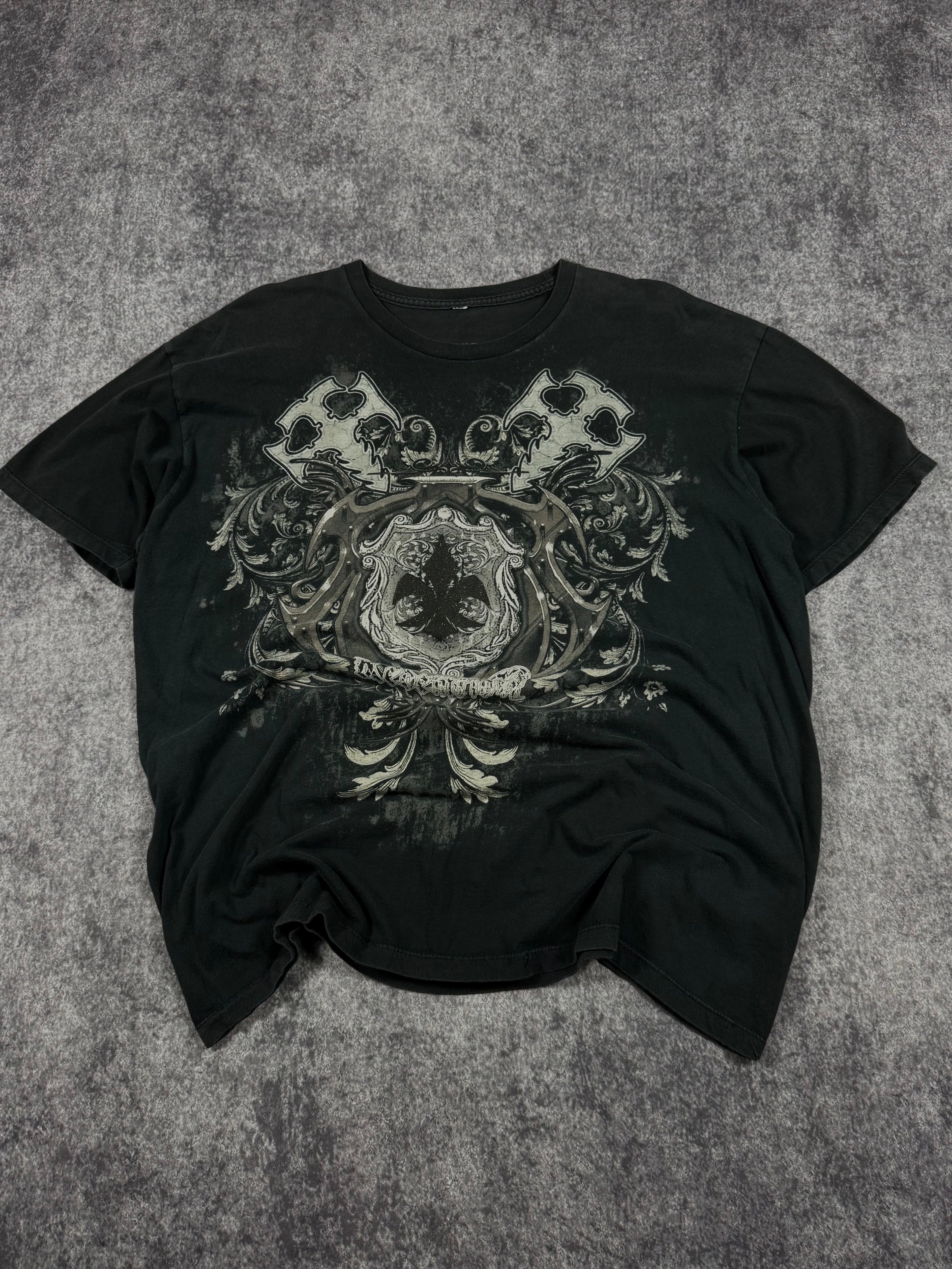 (rare) 2000s winged shirt (XL)