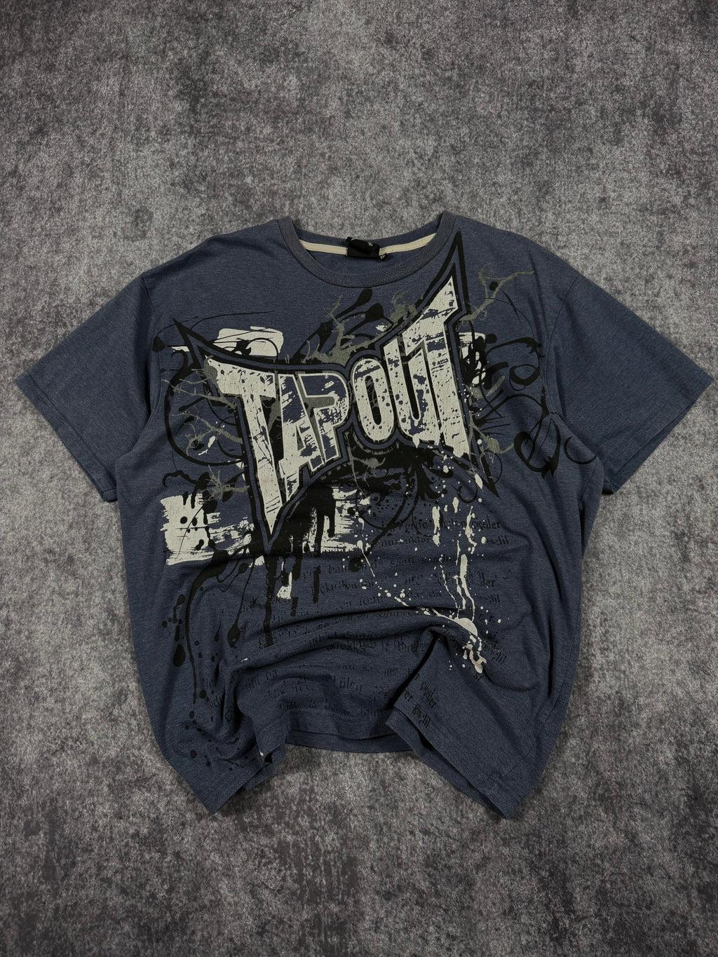 2000s tapout shirt (XL)
