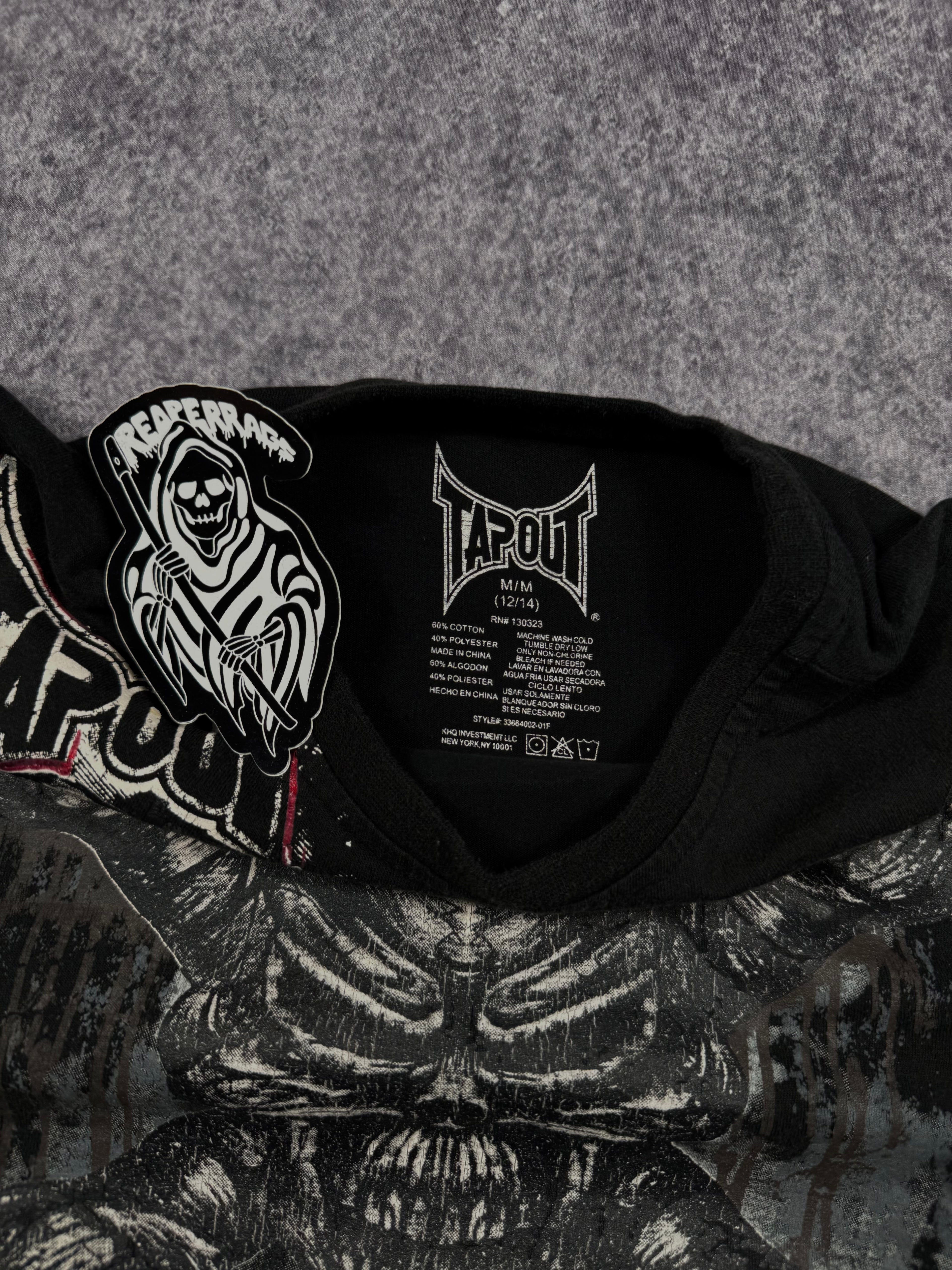 (rare) 2000s tapout shirt (S)