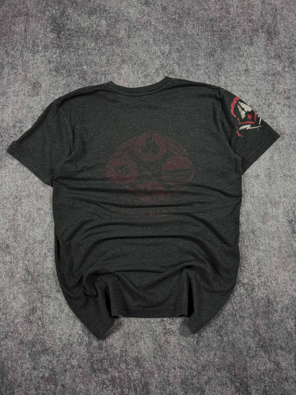 2000s affliction shirt (M)