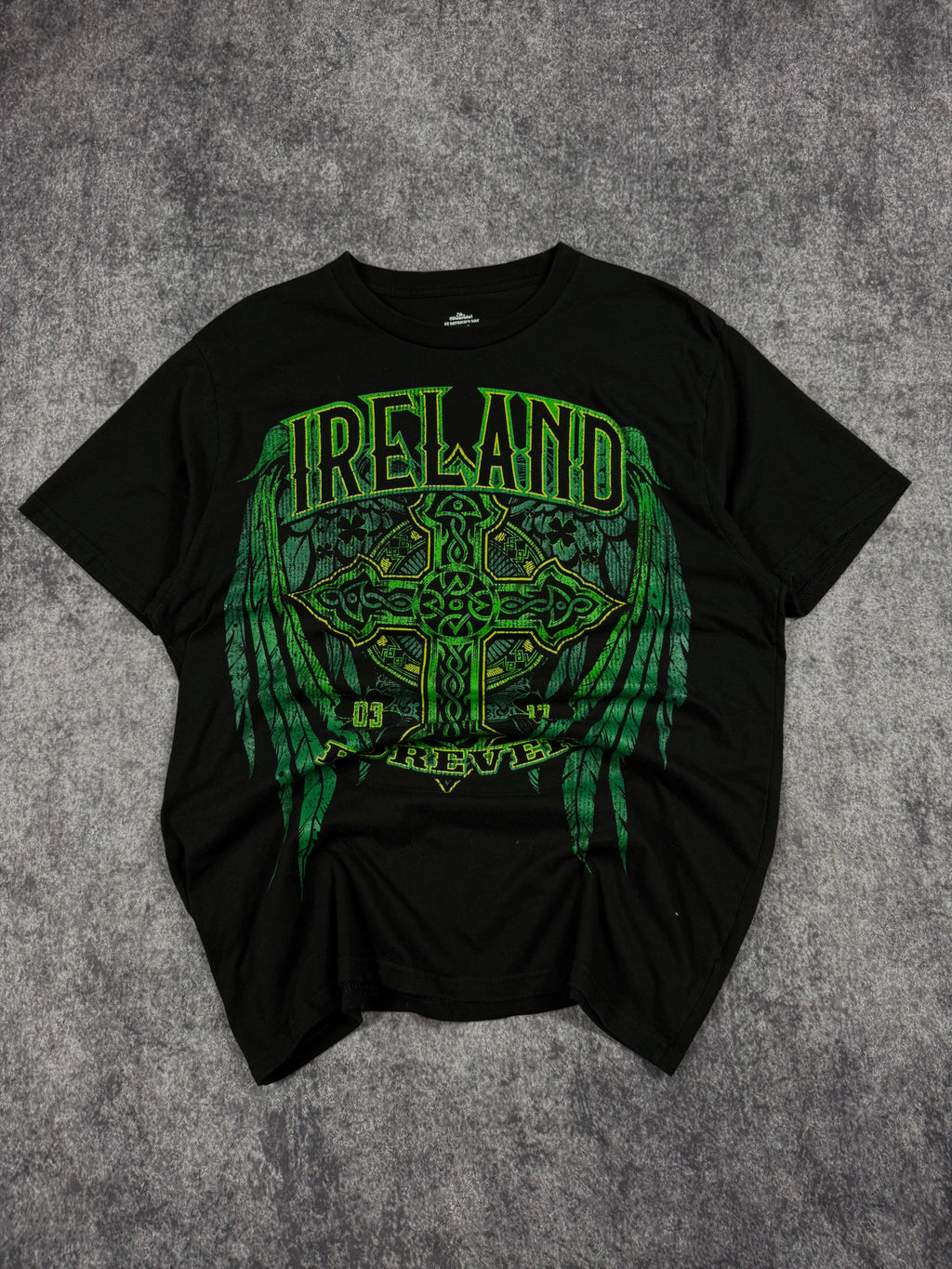 2000s ireland shirt (M)