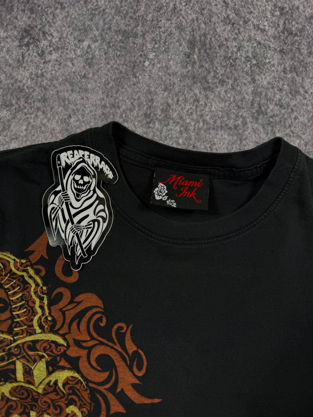 (rare) 2000s miami ink shirt (S)