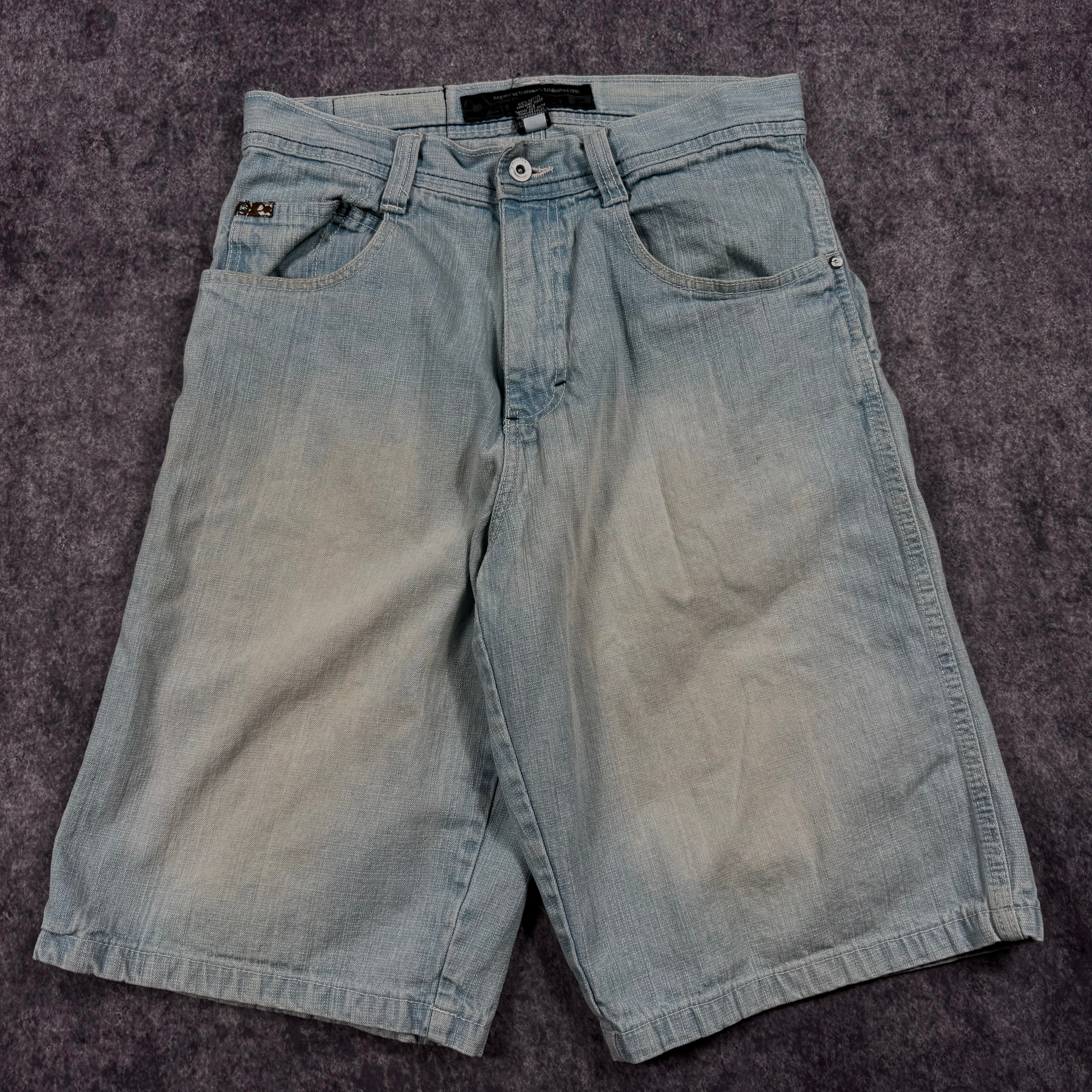 2000s southpole brown tab jorts (32)
