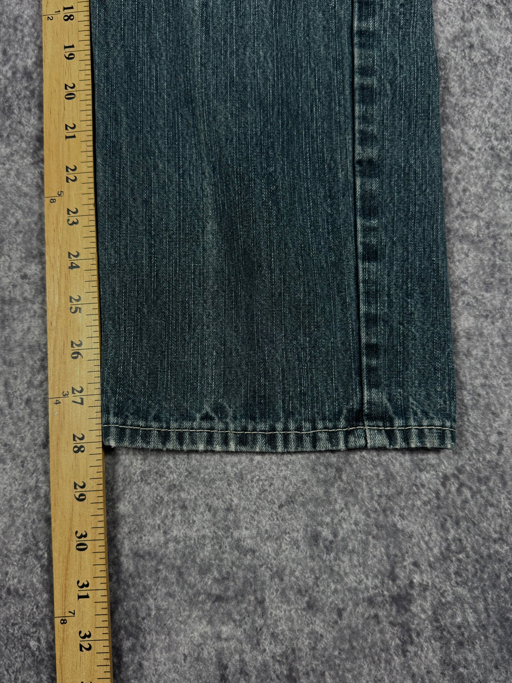 2000s southpole blue tab jeans (34x28)