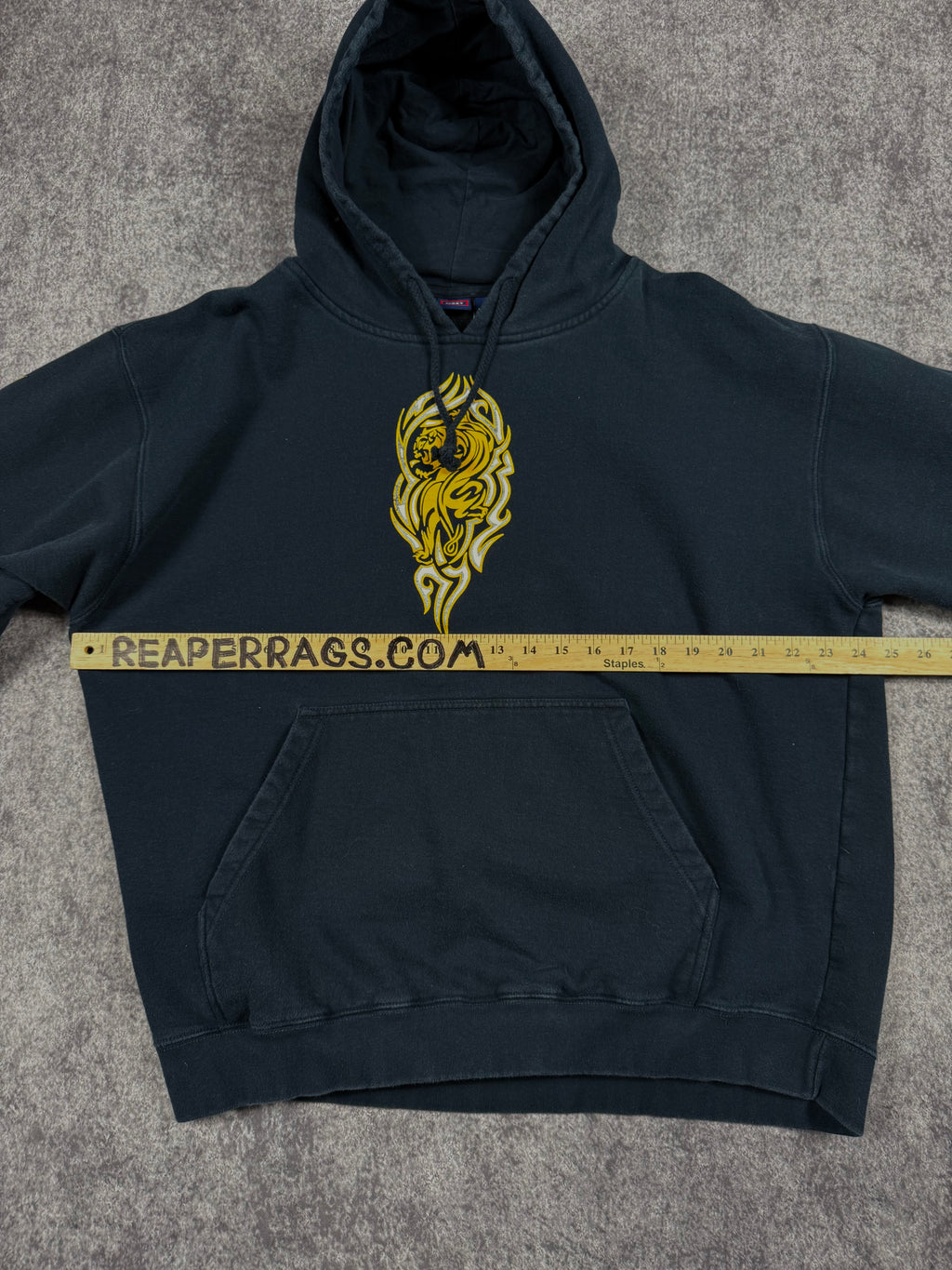 (rare) 2000s tribal hoodie (xxl)