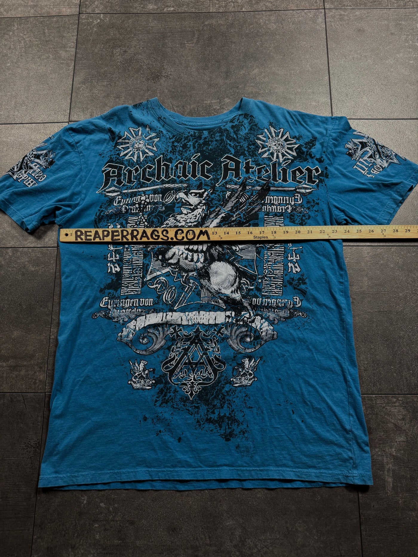 (rare) 2000s archaic x affliction shirt