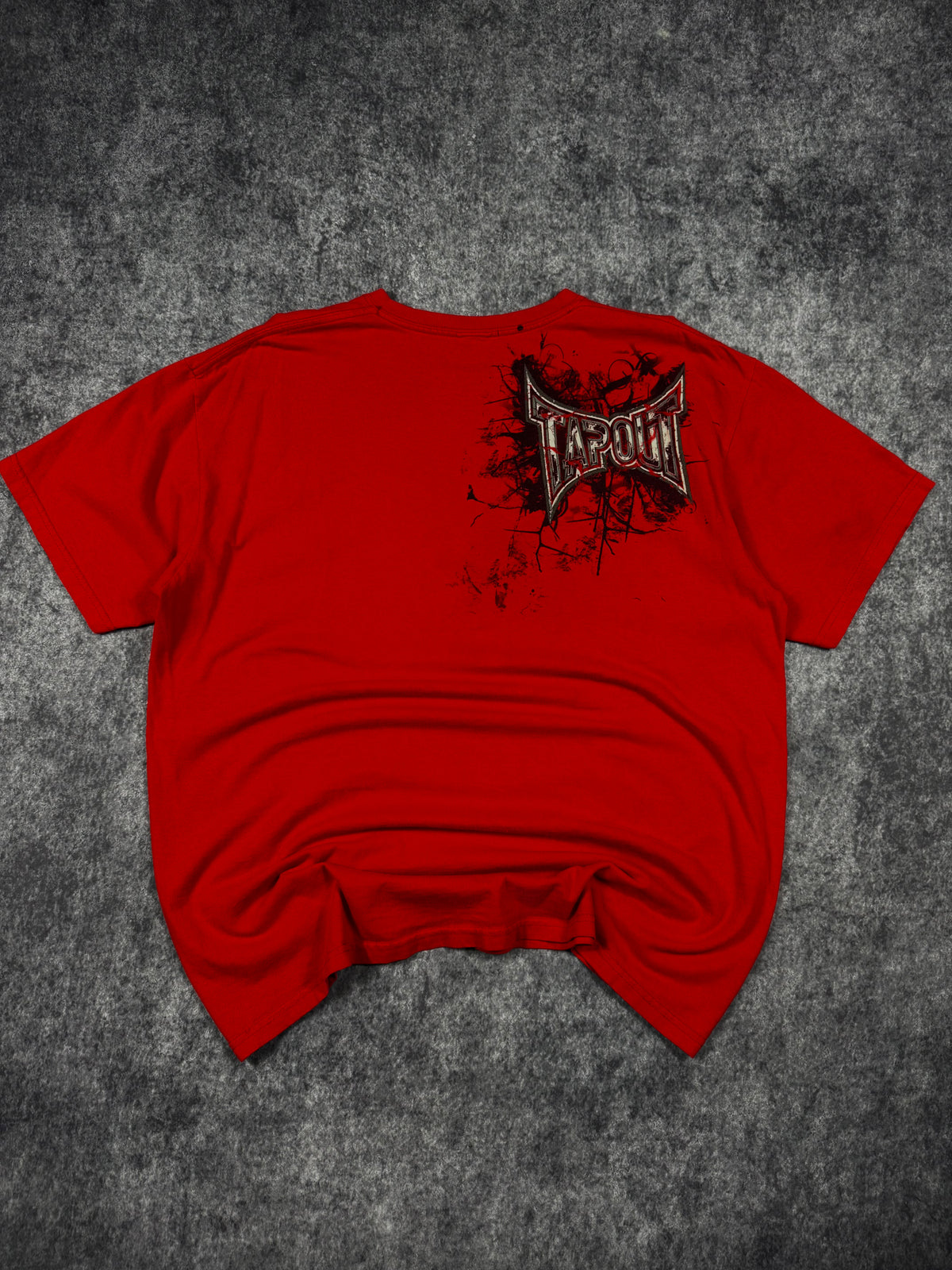 (rare) 2000s tapout shirt (XL)