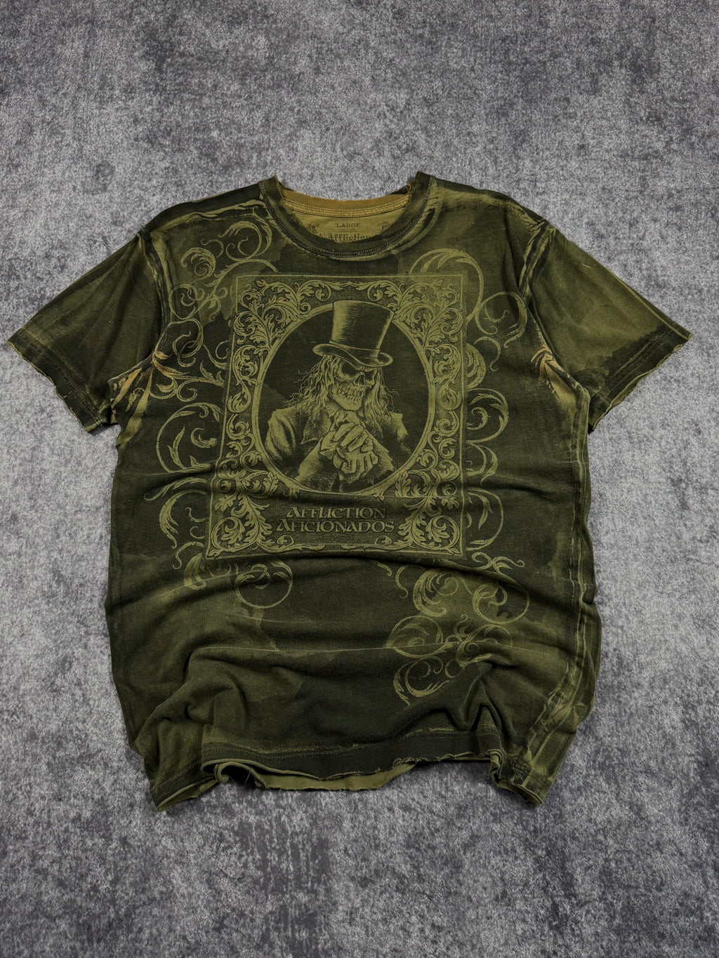 (rare) 2000s affliction x aficionados shirt (L)