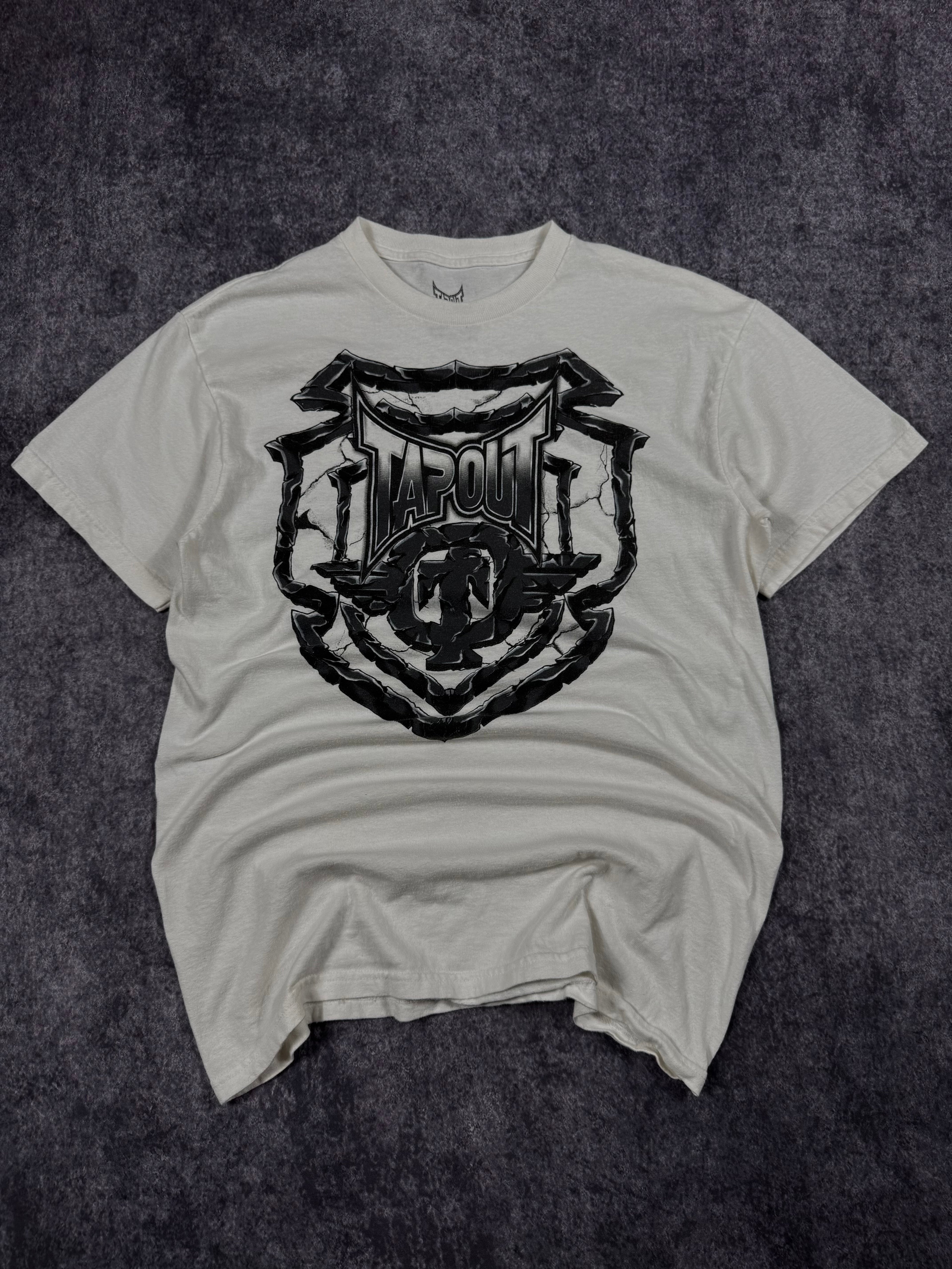 2000s tapout shirt (S)