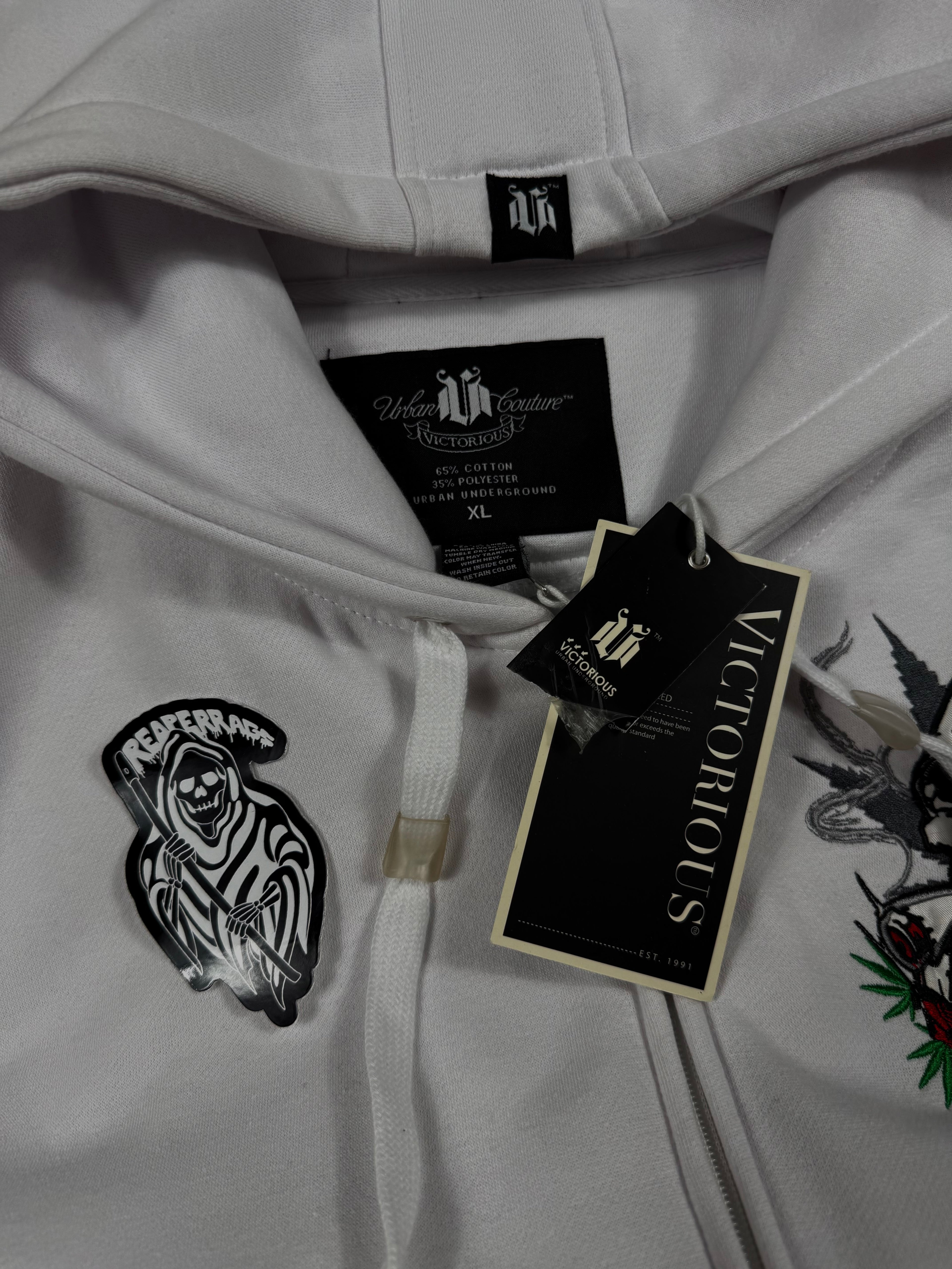 (rare) deadstock 2000s victorious hoodie (XL)