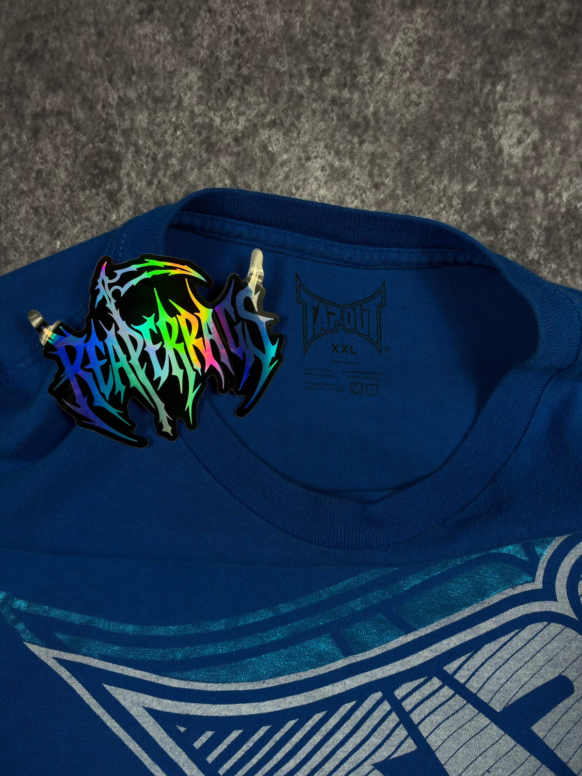 (RARE) 2000s CHROME TAPOUT SHIRT (XL)