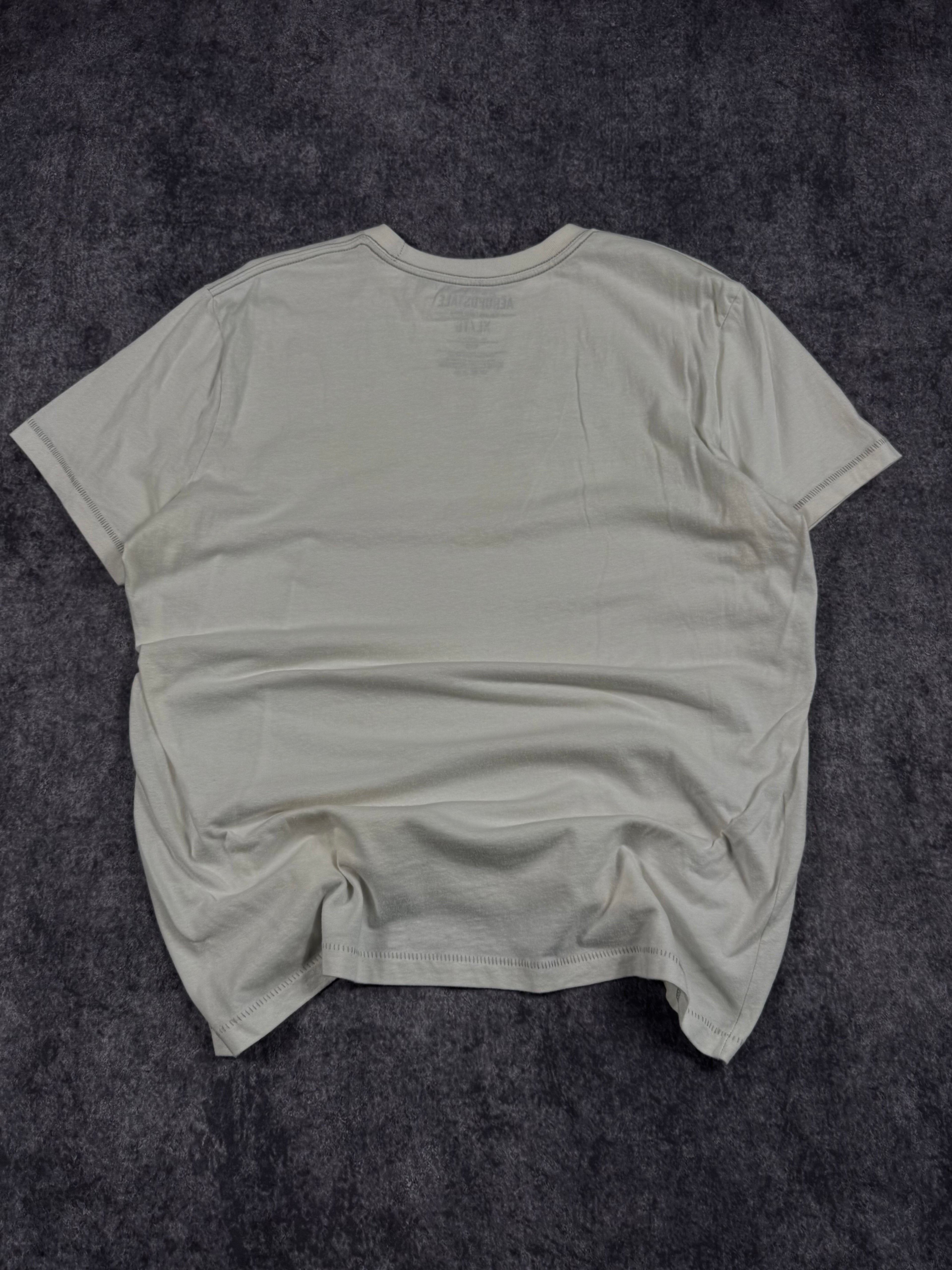 2000s aeropostale shirt (XL)