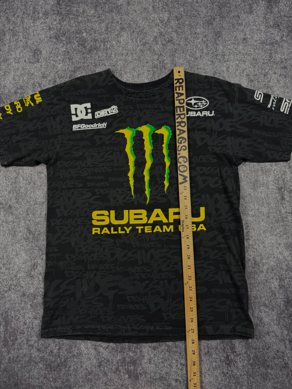 (rare) 2000s monster energy x dc shoes x ken block x subaru shirt (M)