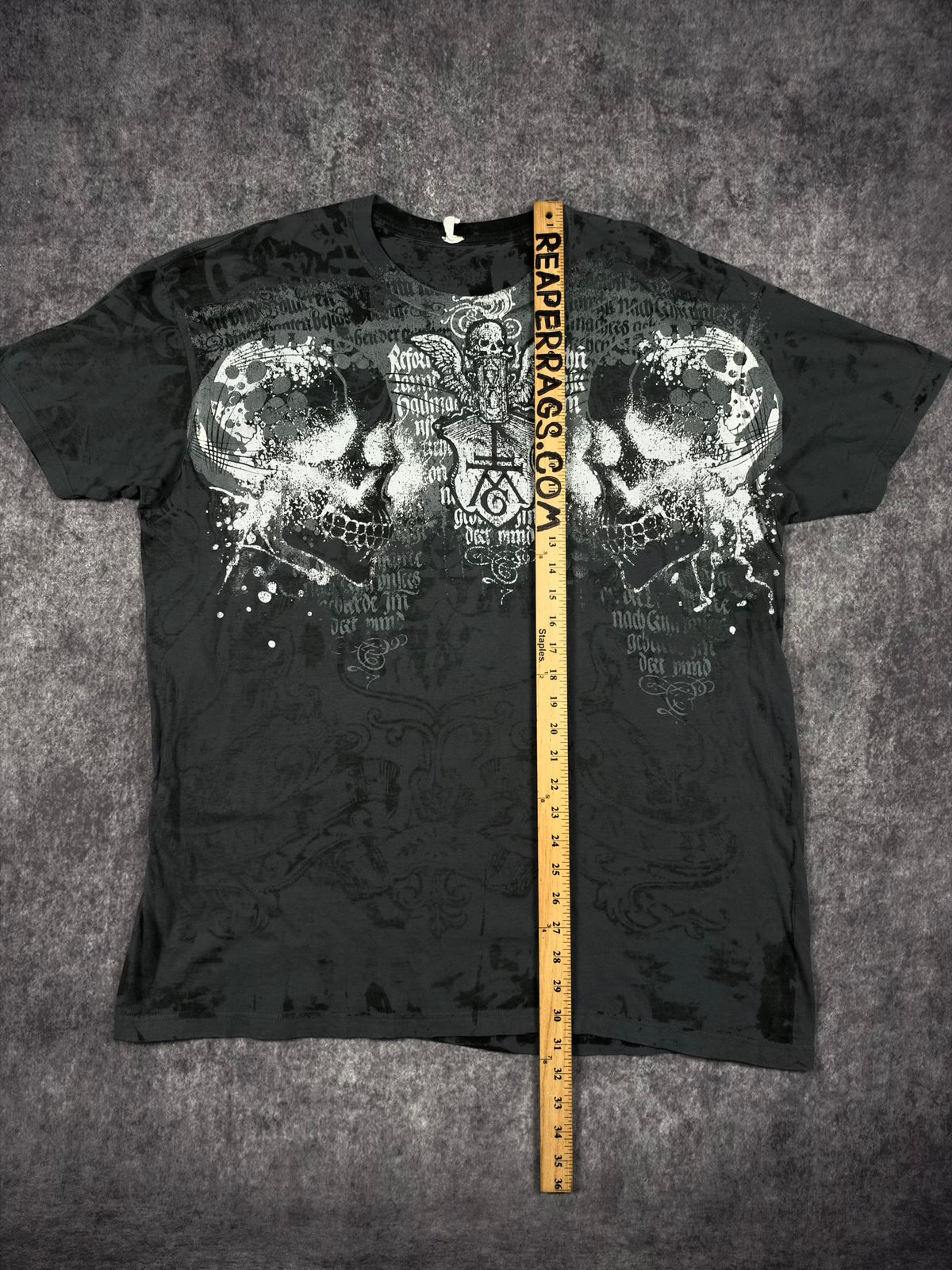 (RARE) 2000s SKULL SHIRT (XL)
