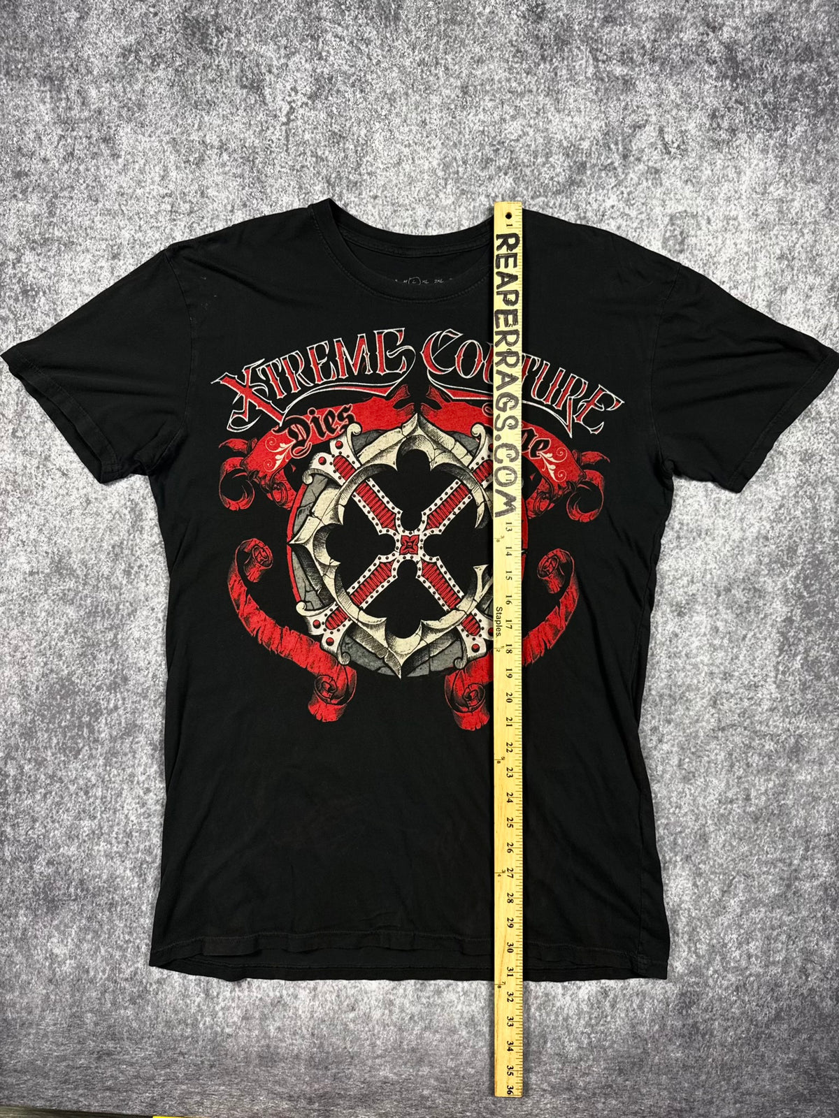 (rare) 2000s xtreme couture shirt (L)