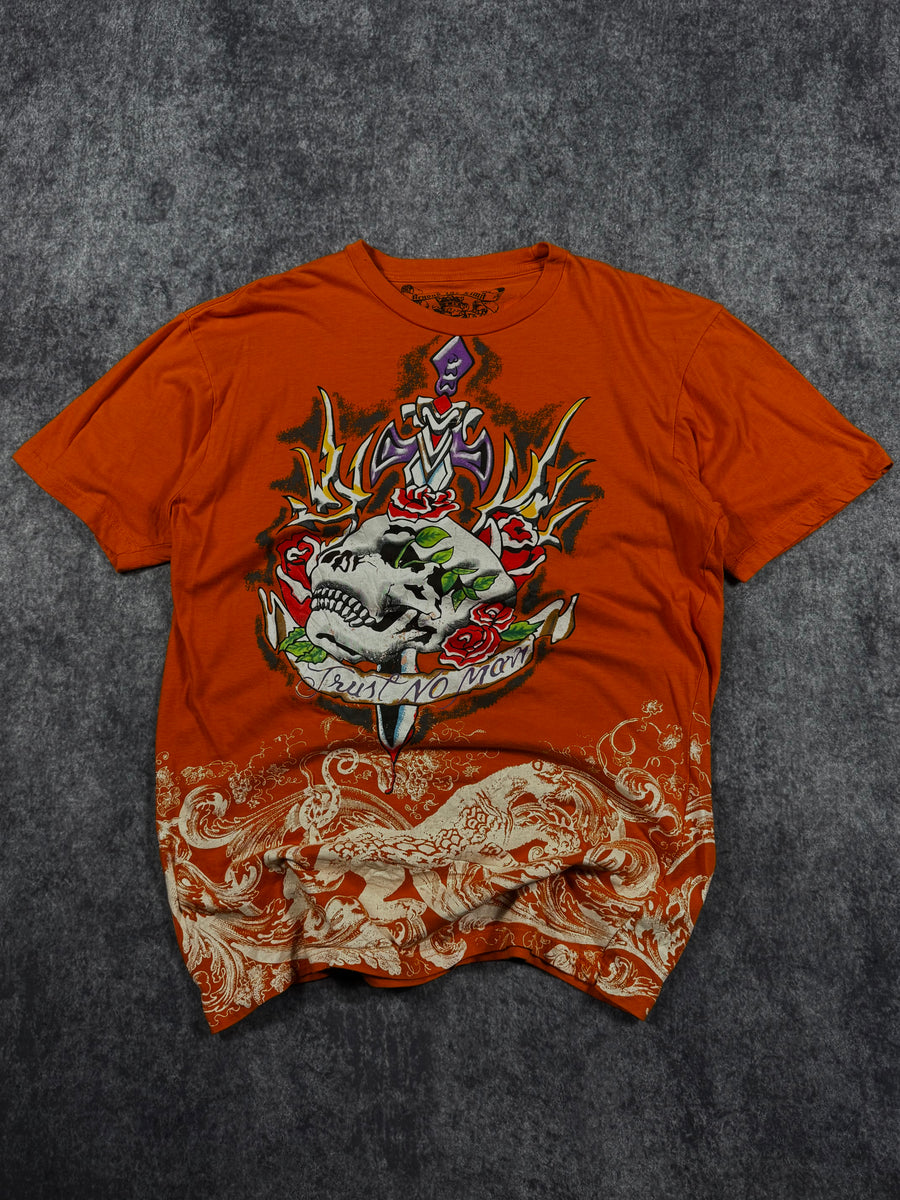 2000s beyond the limit shirt (M)