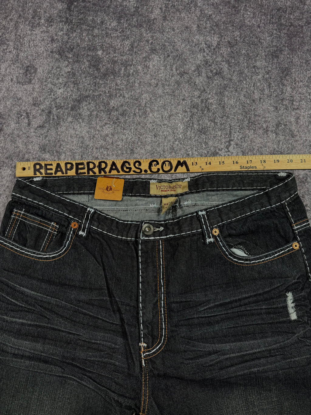 (rare) deadstock 2000s victorious jeans (40x32)