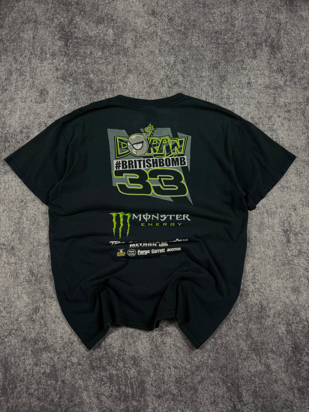 2000s monster energy shirt (L)