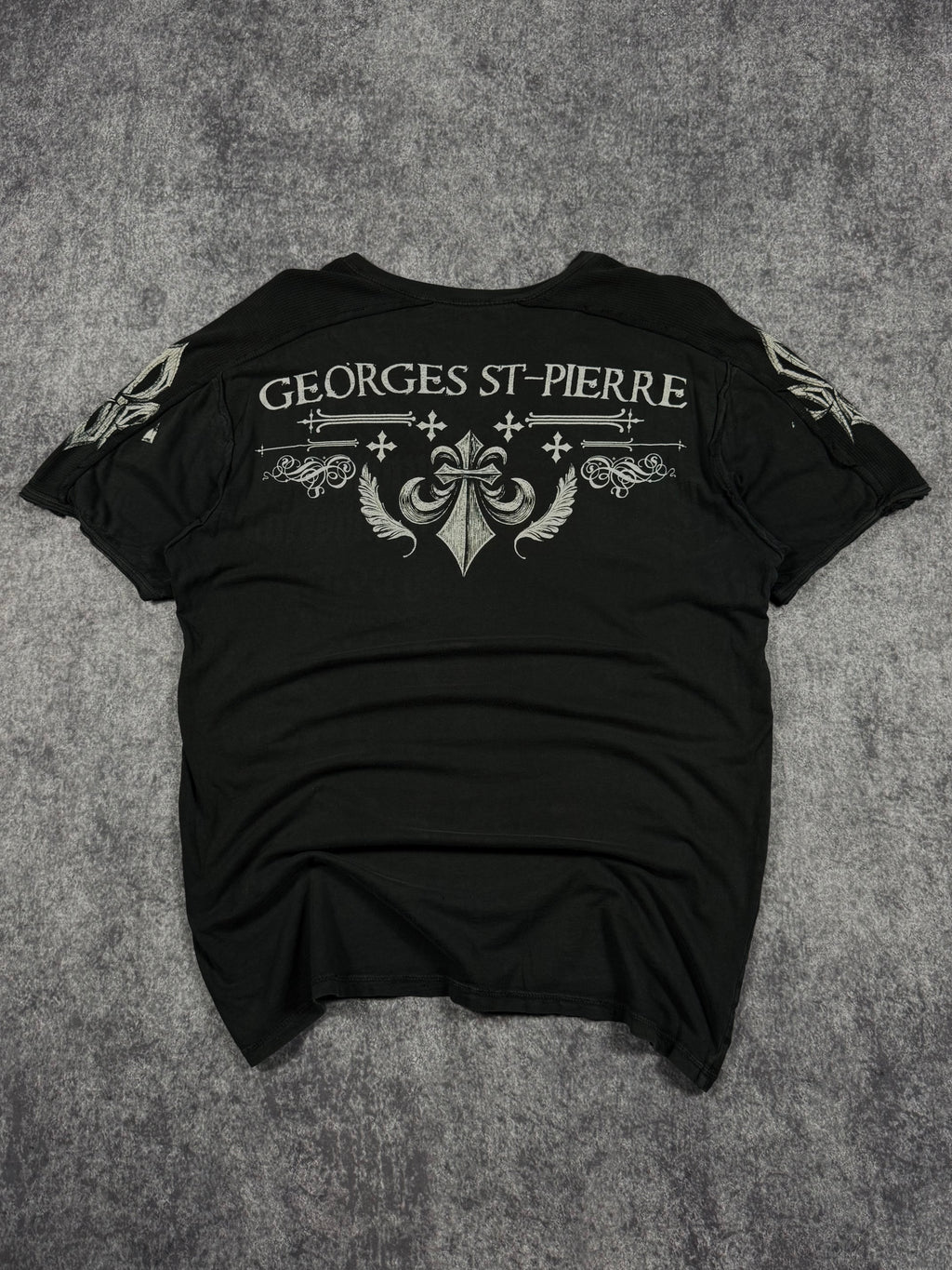 (rare) 2000s affliction x george’s st pierre shirt (L)