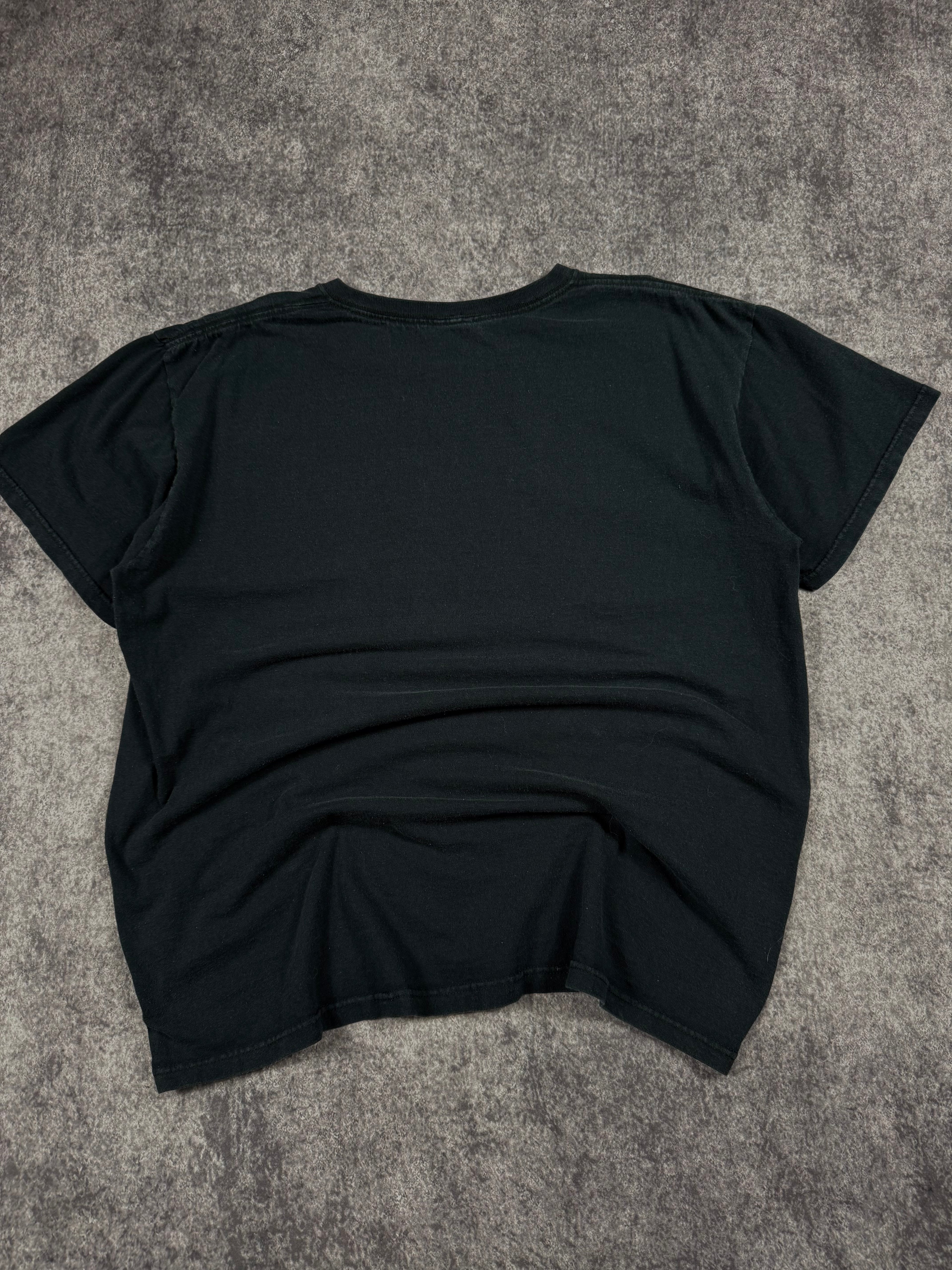 2000s tapout shirt (L)