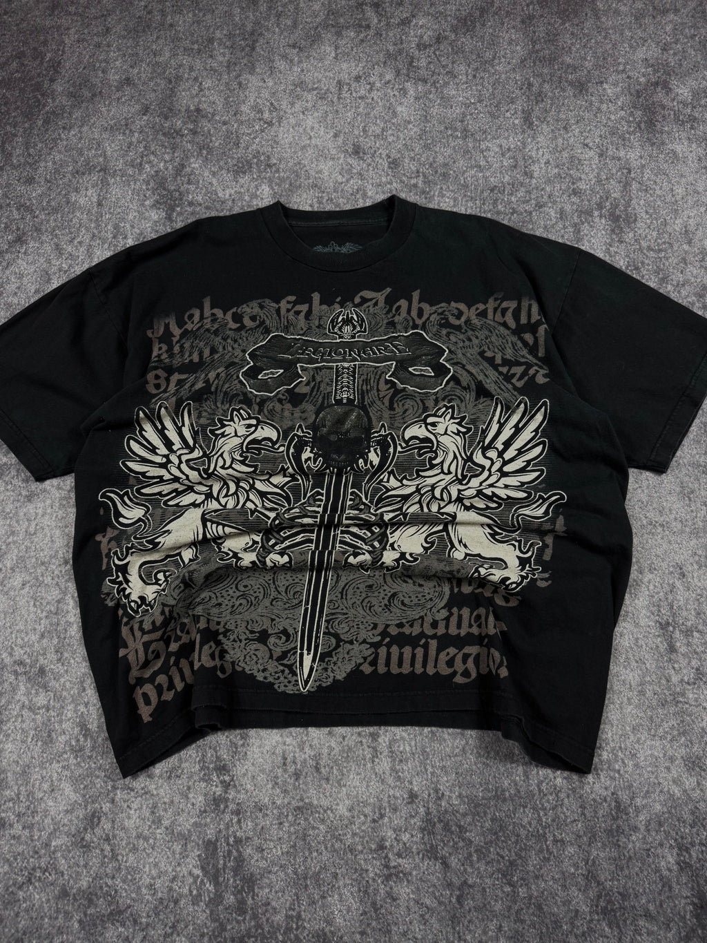 (rare) 2000s grunge shirt (XXL)