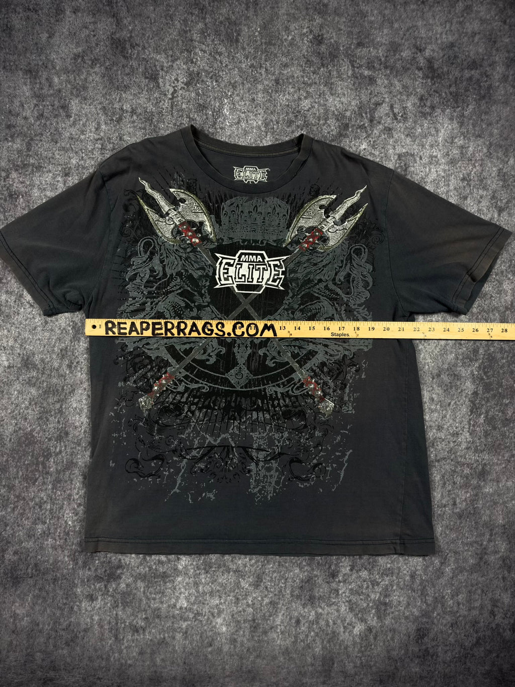 (RARE) 2000s MMA ELITE SHIRT (L)