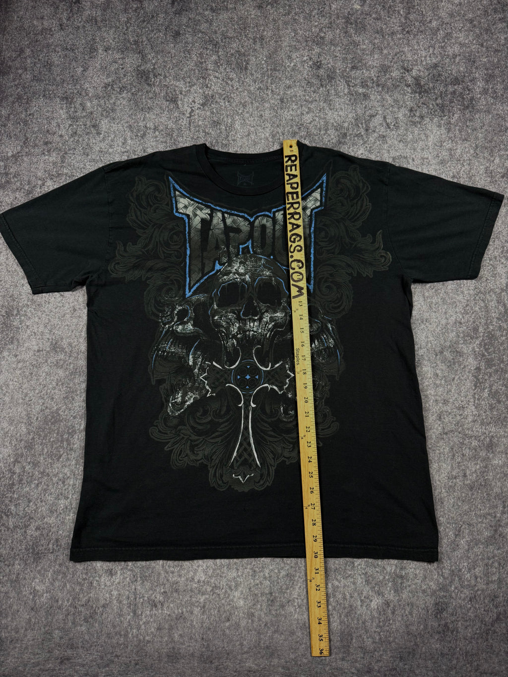 (rare) 2000s tapout shirt (XL)