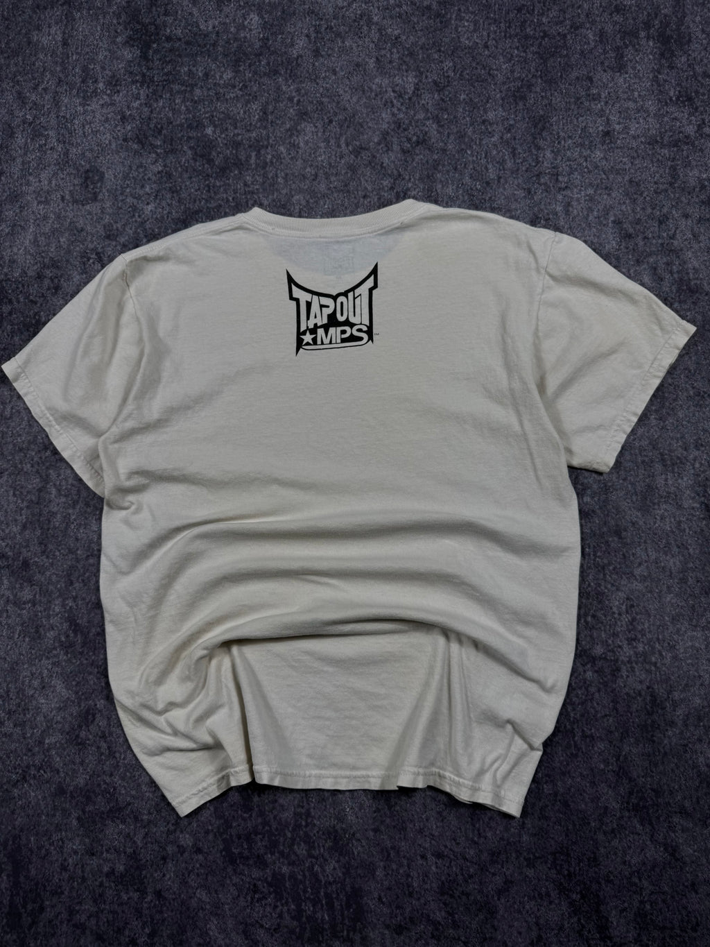 2000s tapout shirt (M)