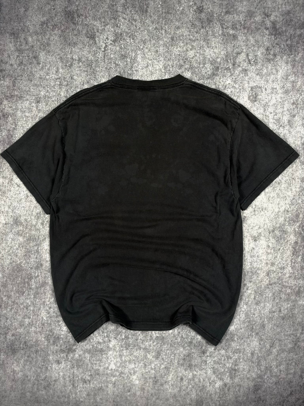 2000s TAPOUT SHIRT (M)