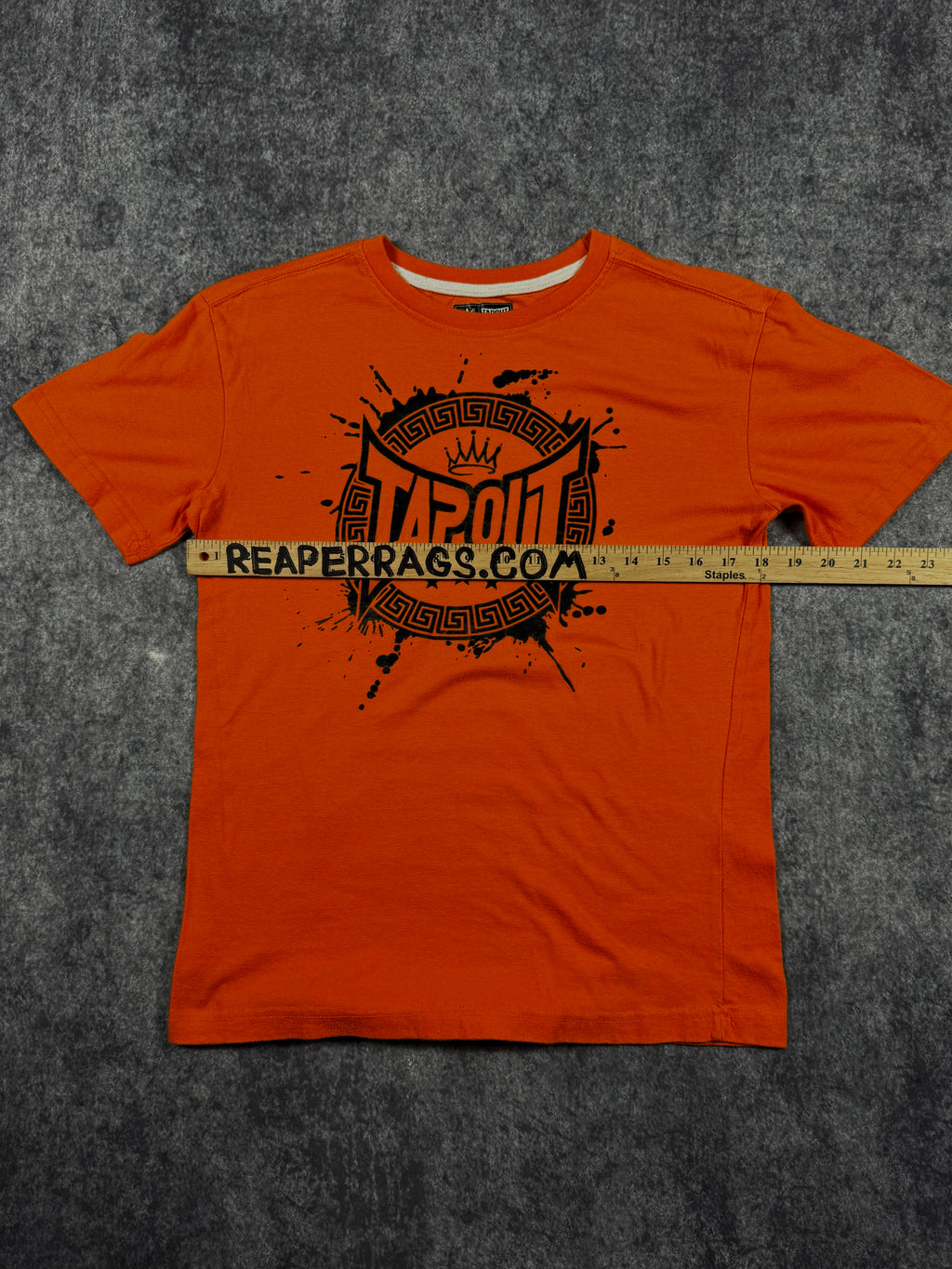 2000s tapout shirt (S)