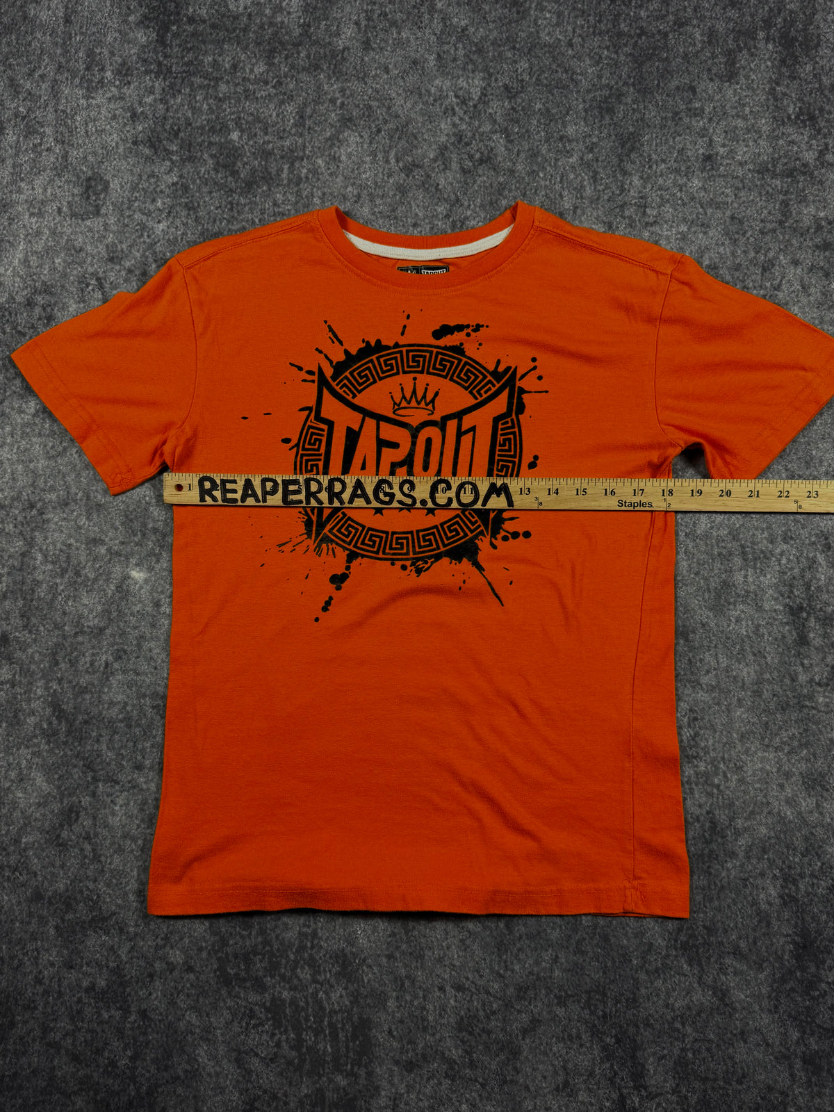 2000s tapout shirt (S)
