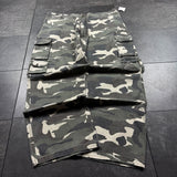 Deadstock 2000s Camo Jeans (40x29)