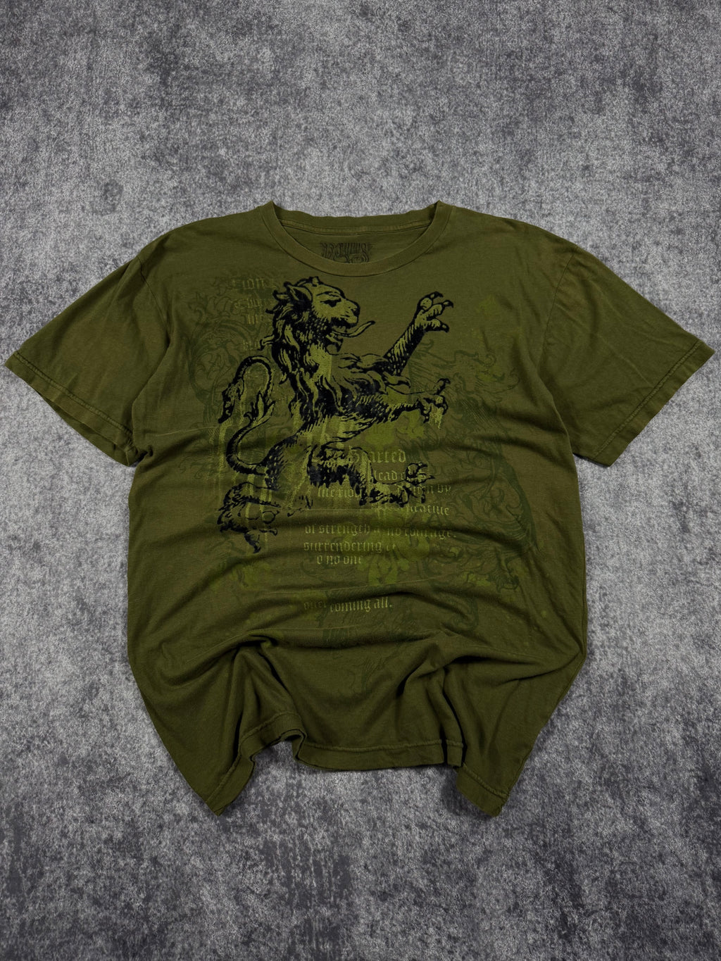 2000s grunge shirt (M)