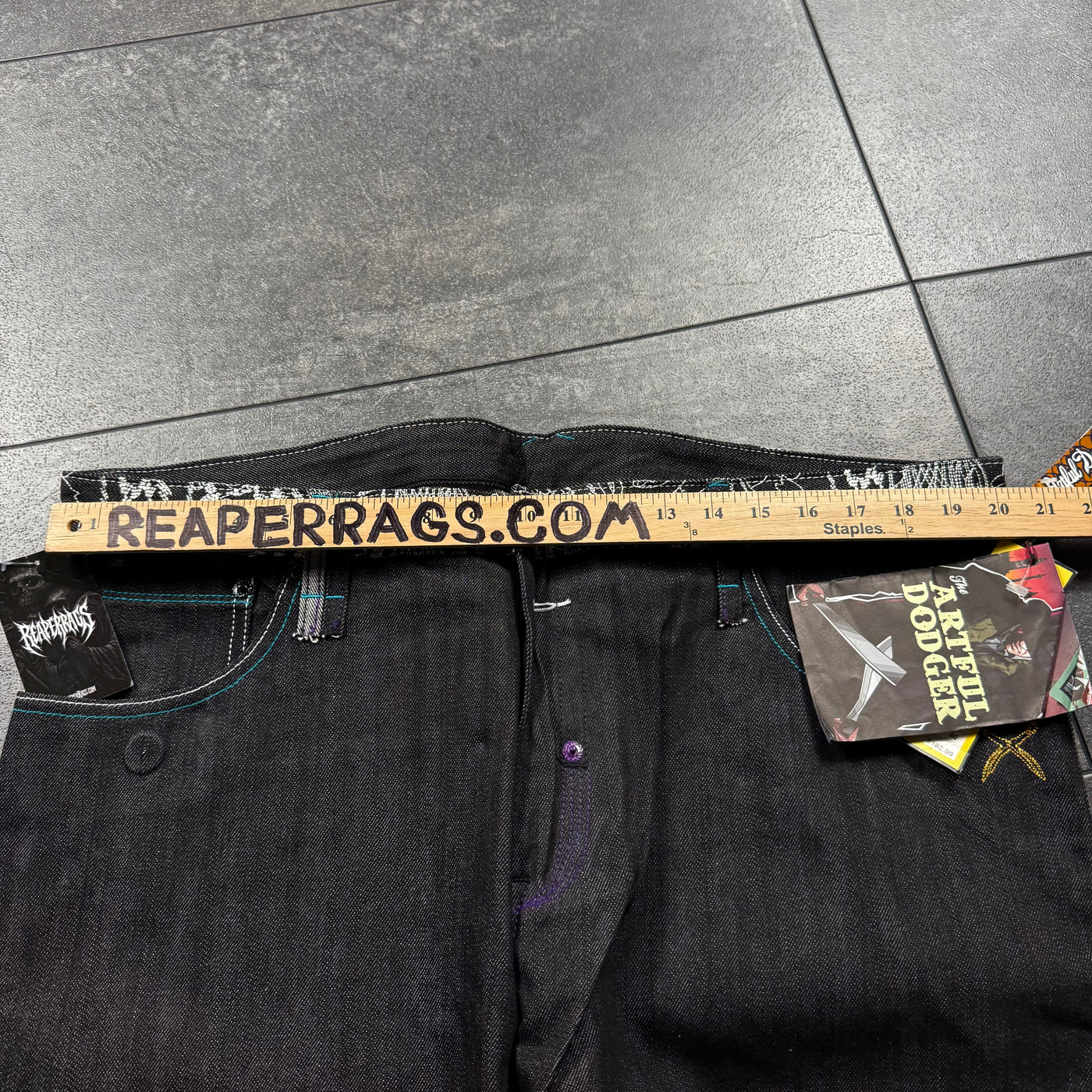 (rare) Deadstock 2000s Artful Dodger Jeans (40x33)