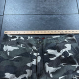 Deadstock 2000s Camo Jeans (40x29)