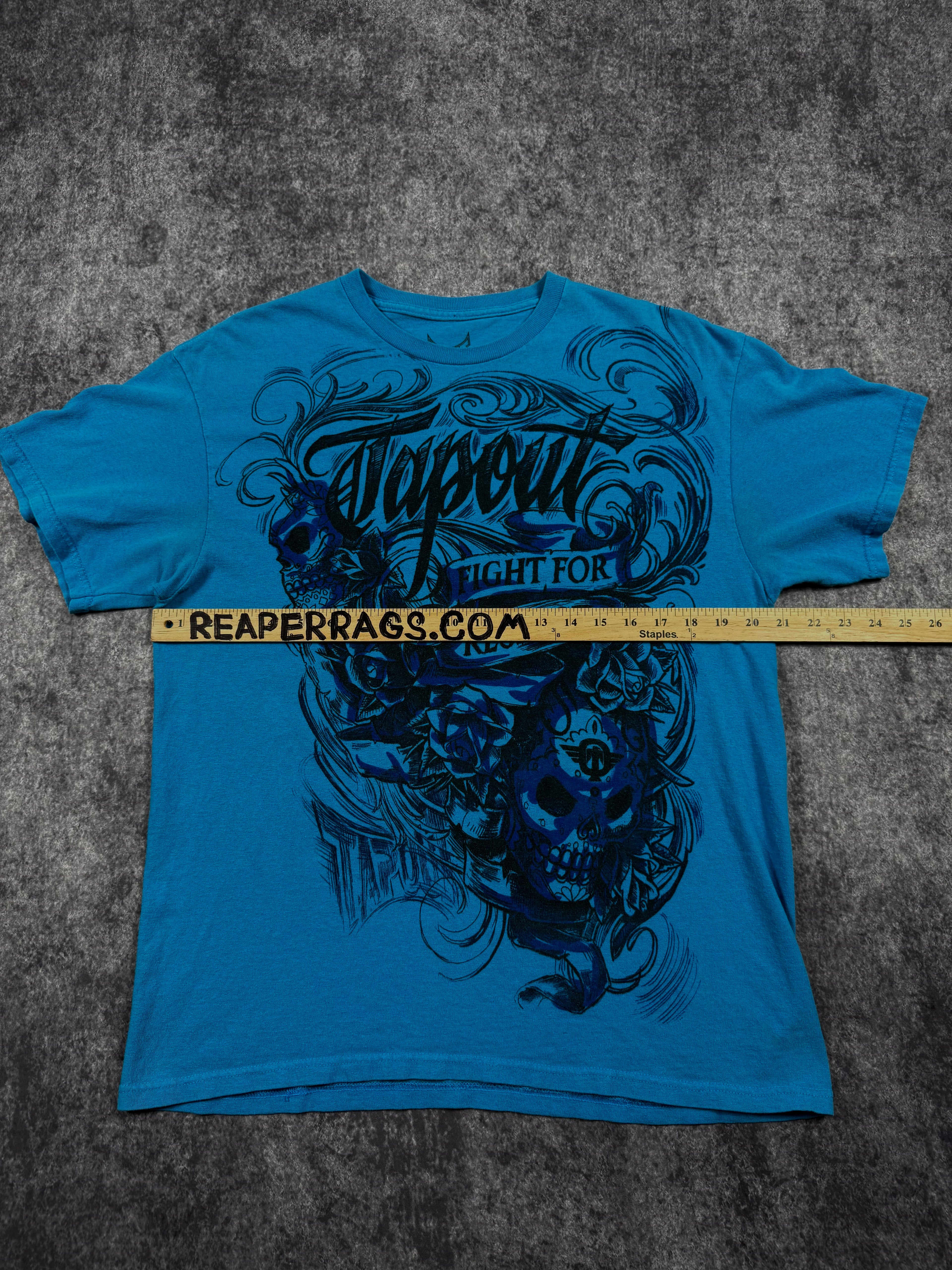(rare) 2000s tapout shirt (L)
