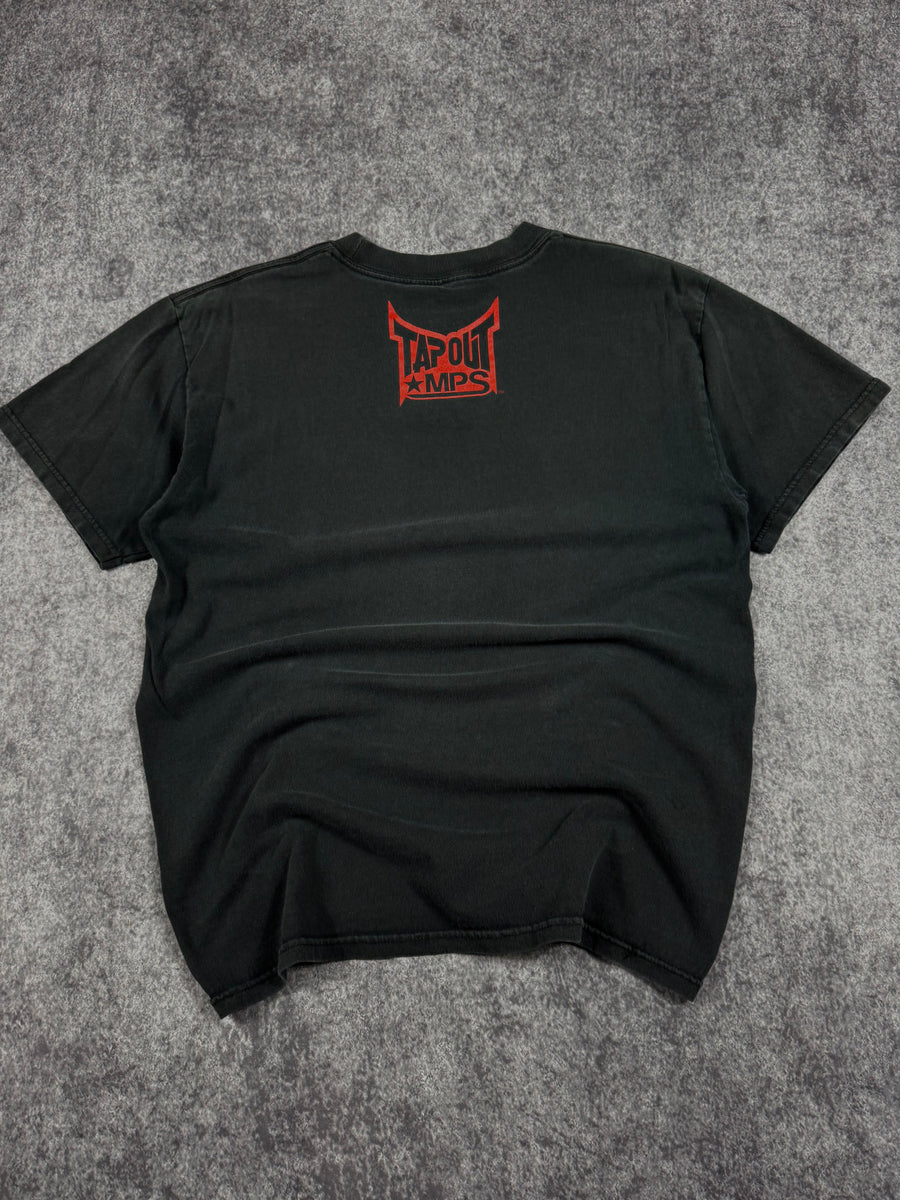 (rare) 2000s tapout shirt (M)
