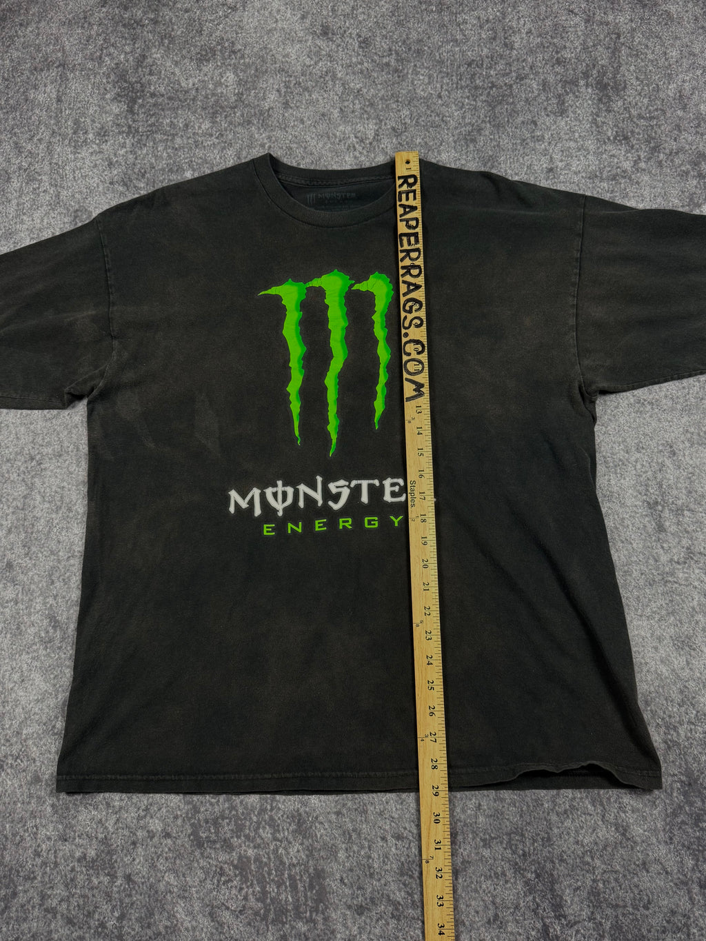 (rare) 2000s monster energy shirt (XL)
