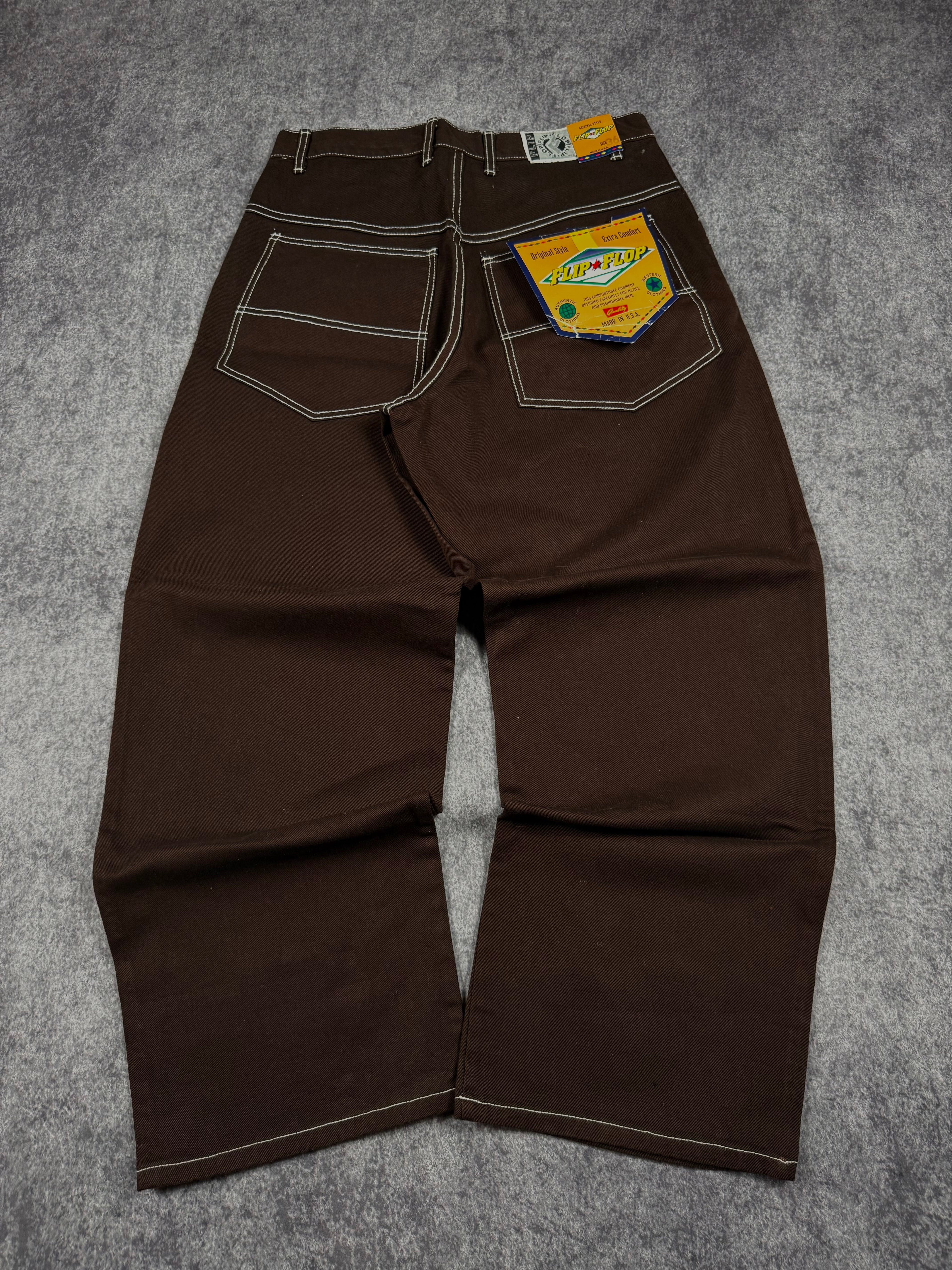 (rare) deadstock 2000s flip flop jeans (34x32)