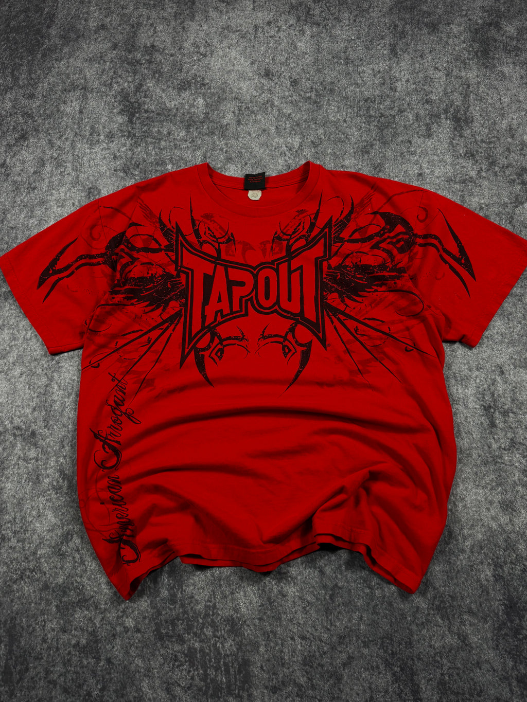 (rare) 2000s tapout shirt (XL)
