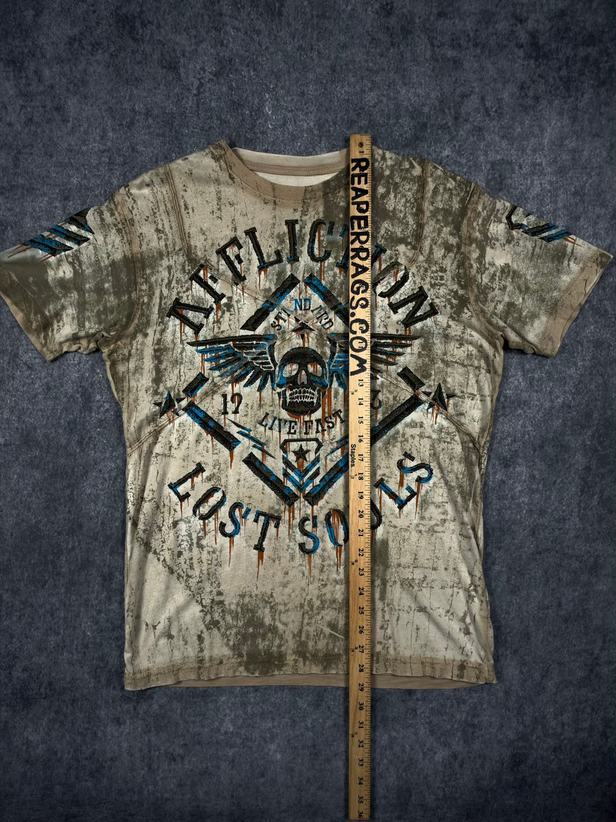 2000s AFFLICTION SHIRT (M)