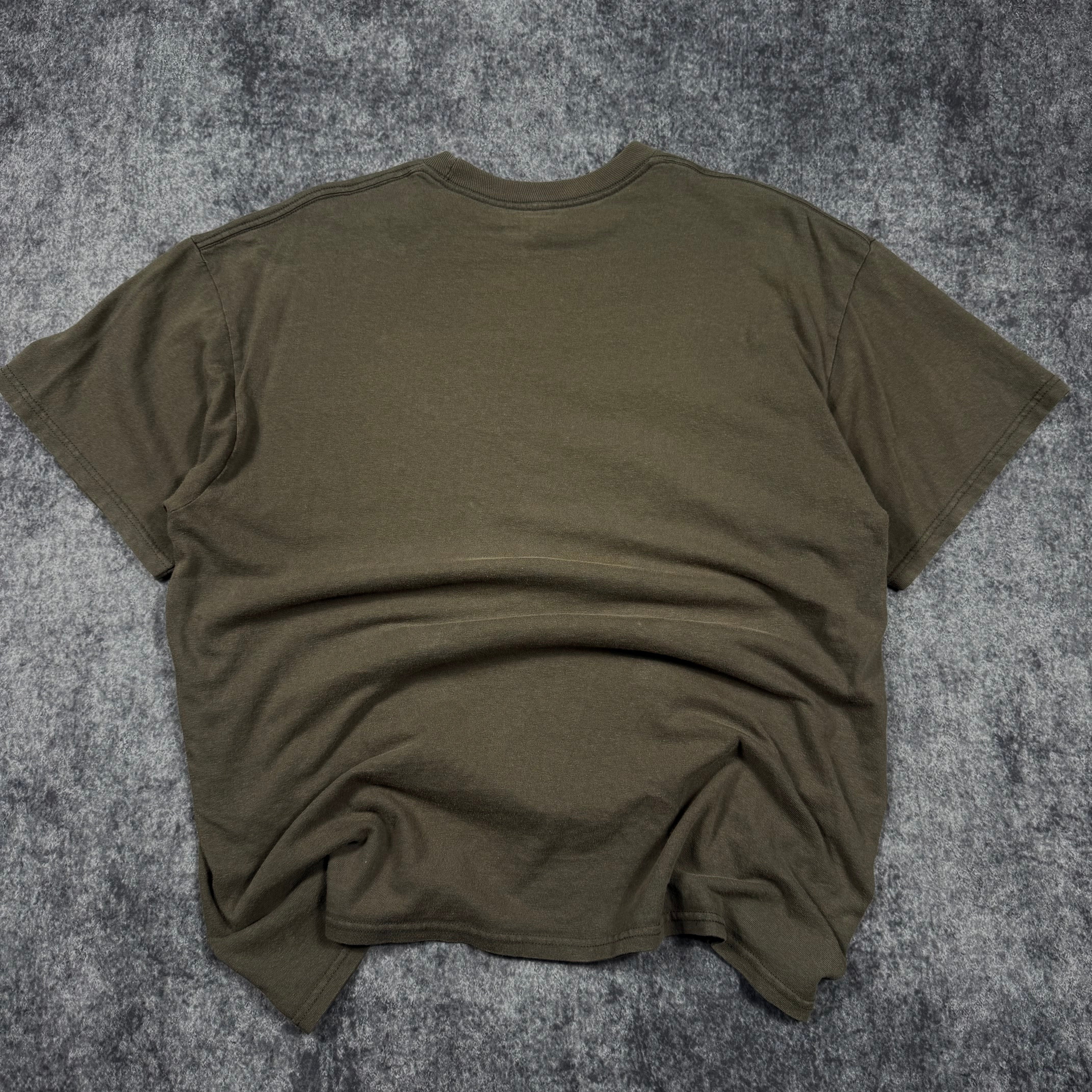 (rare) 2000s tapout shirt (XL)